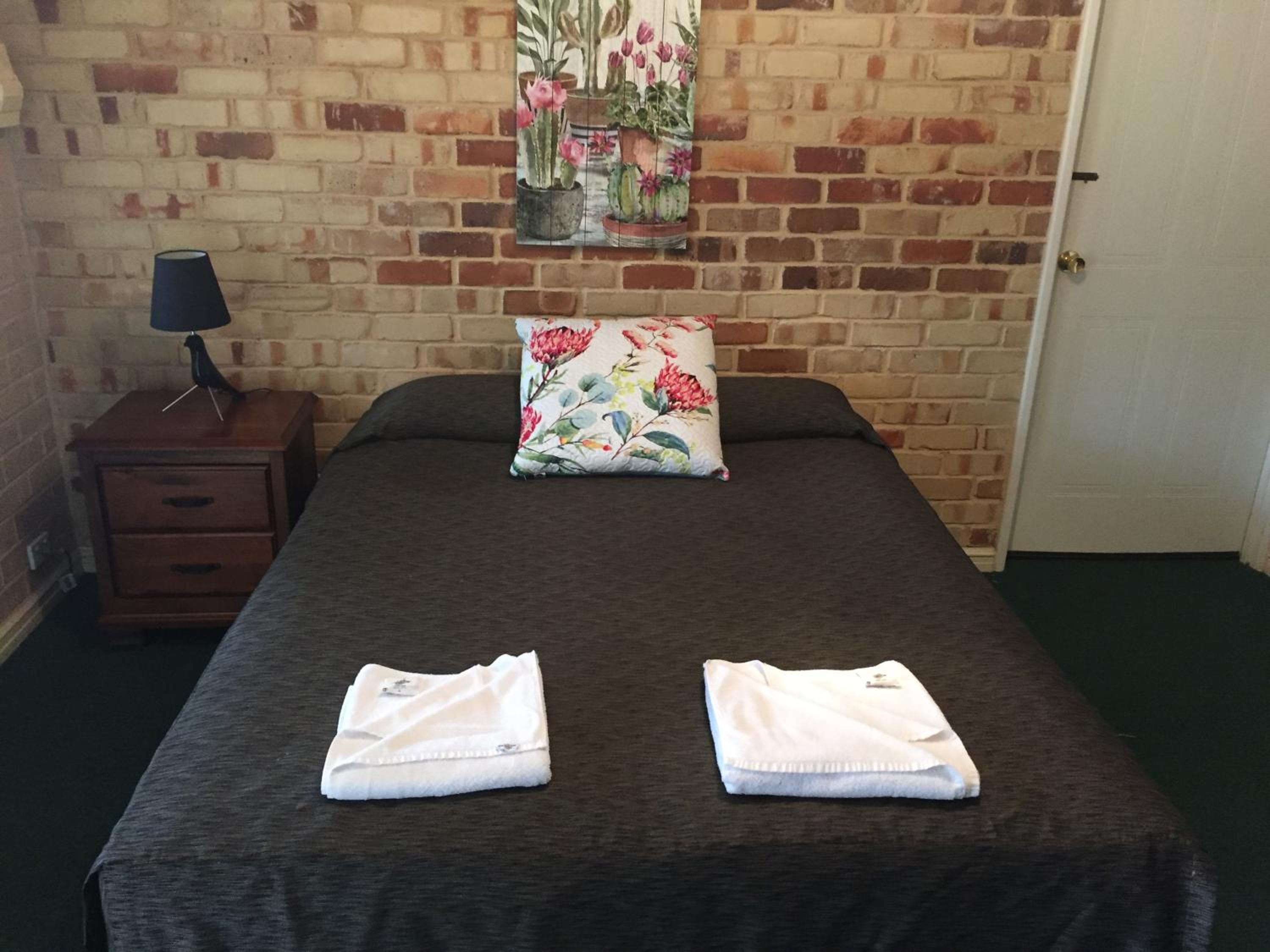 Bush Retreat Overnight Unit - No Pet Friendly - Photo 6