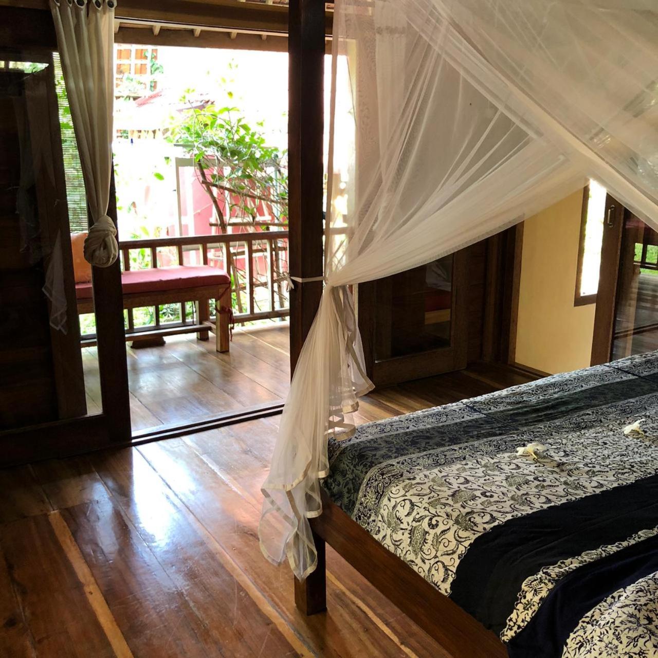 Family Bungalow - Photo 2