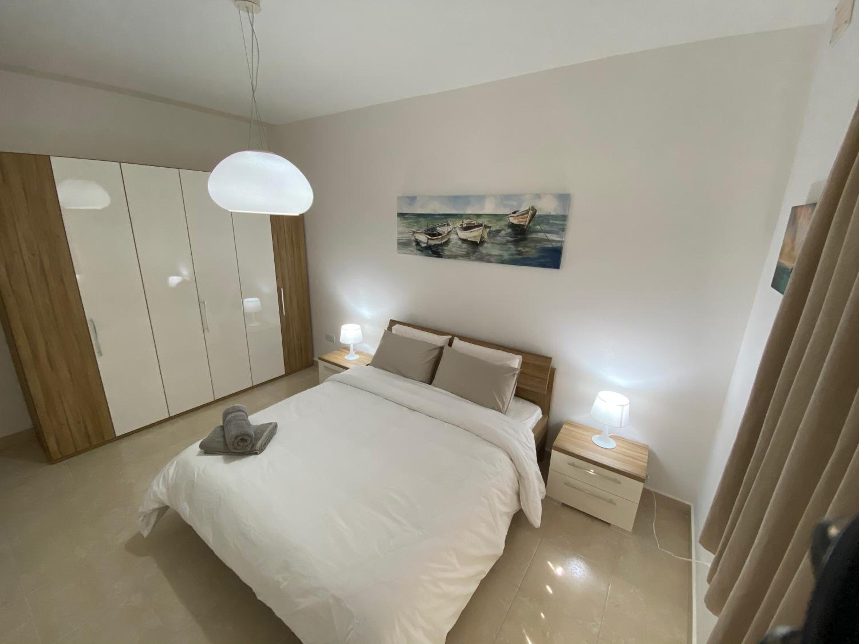 Three-Bedroom Apartment photo 1