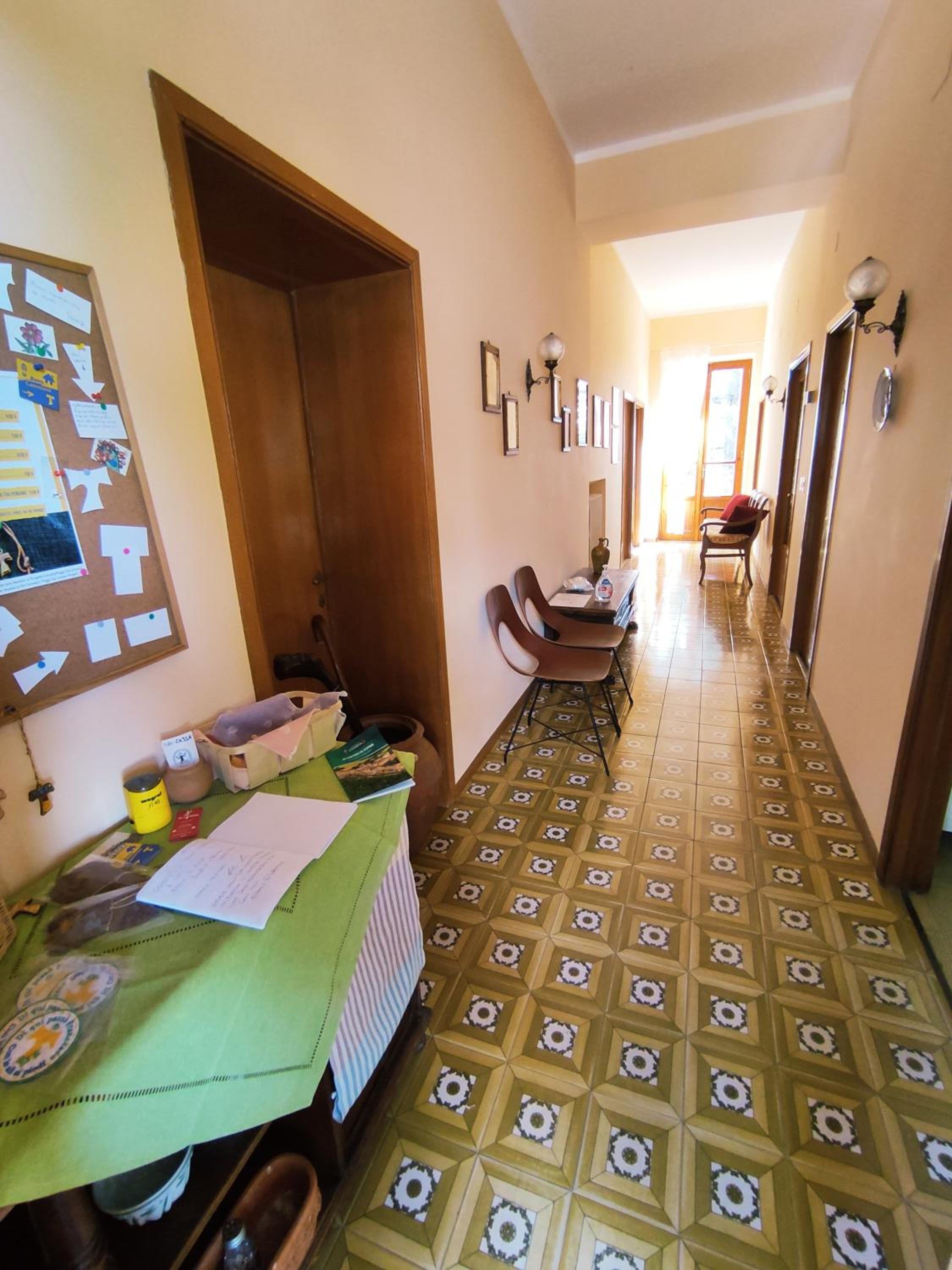 Double Room with Terrace - Photo 8