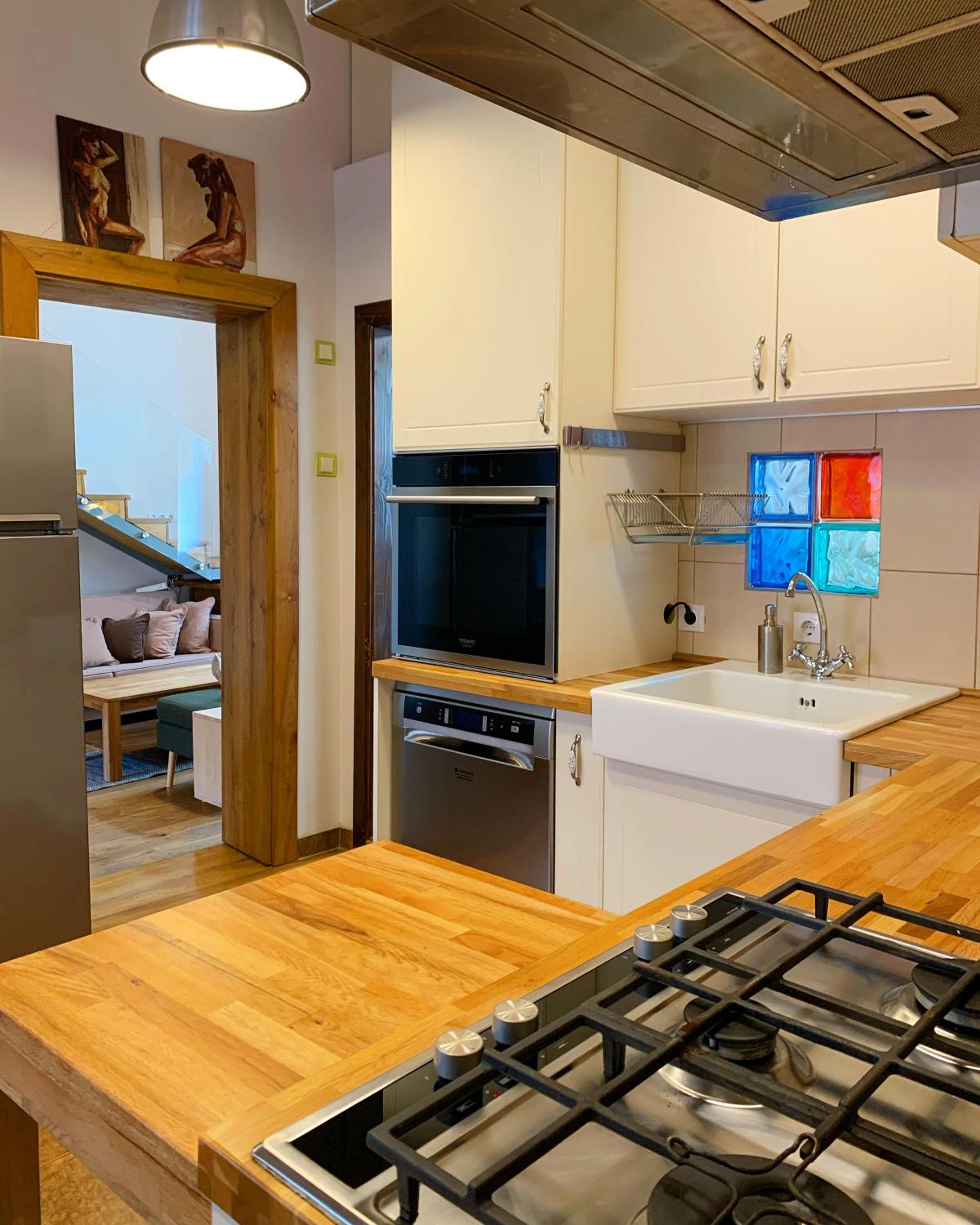 Two-Bedroom Apartment - Photo 7
