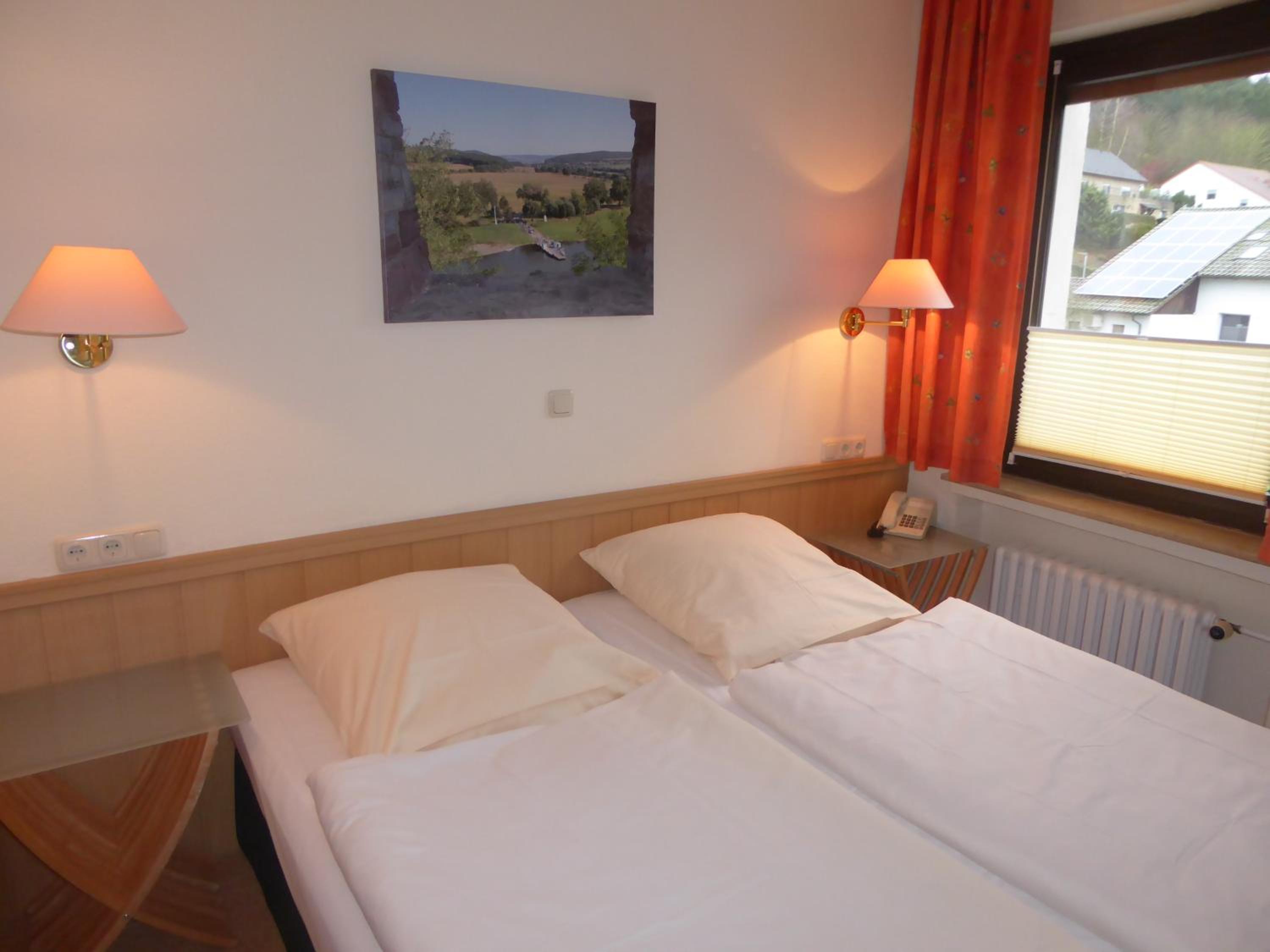 Standard Double Room - Photo 4