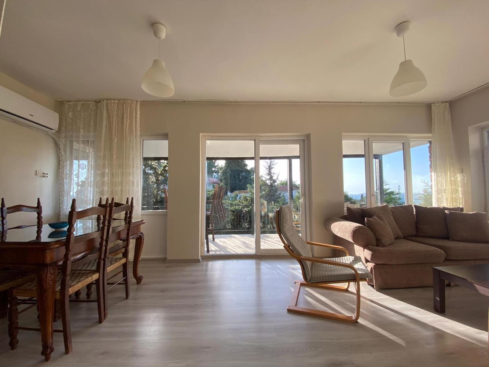 Apartment with Sea View photo 2