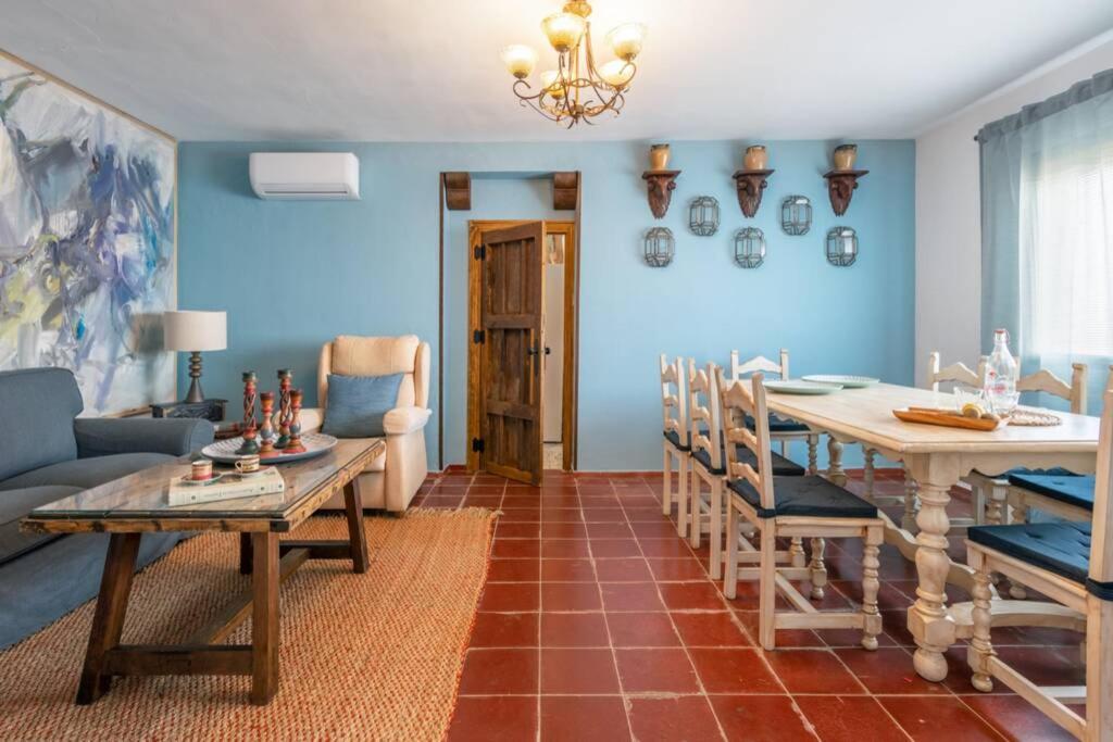Villa photo 3