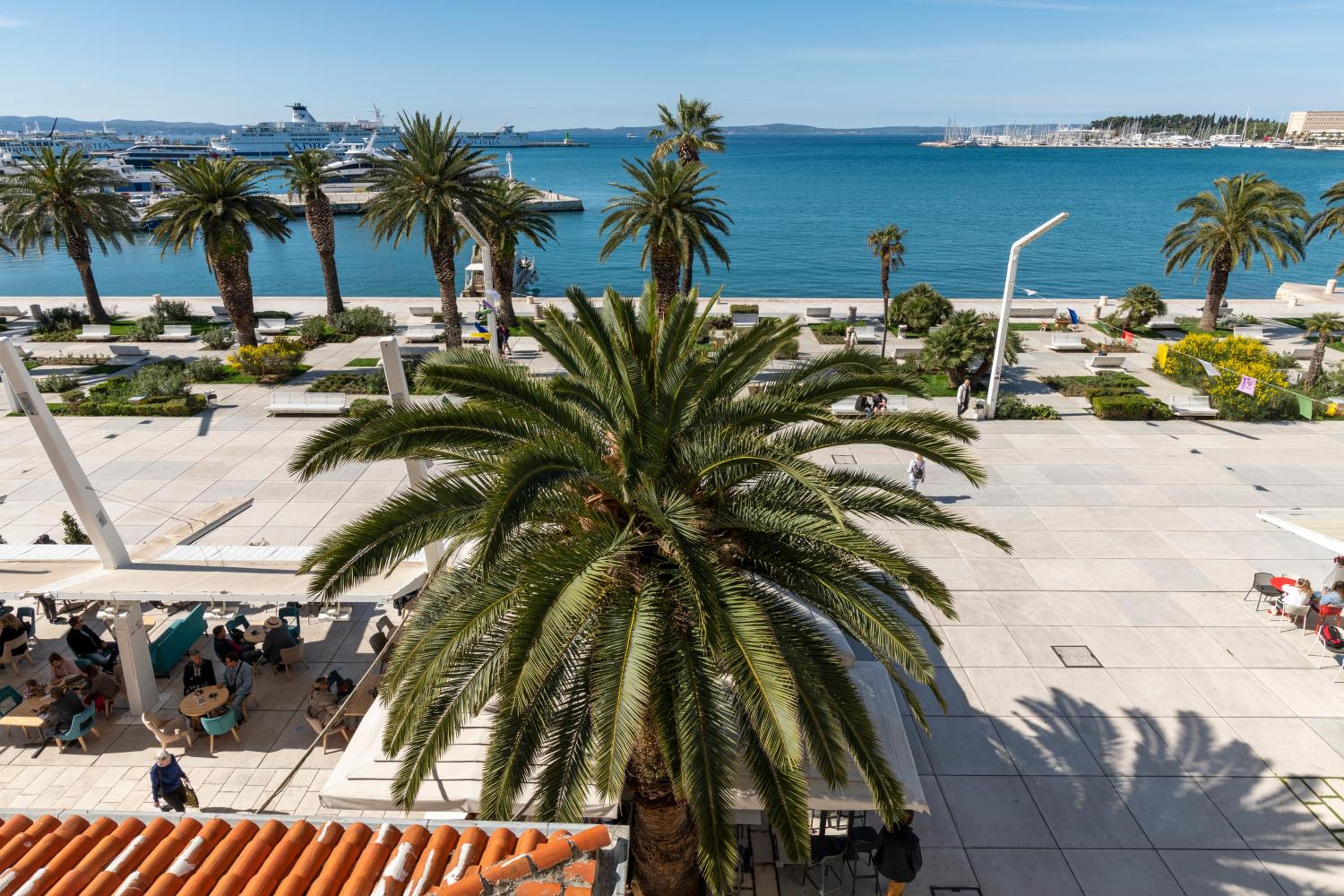 Double Room with Sea View - Photo 8