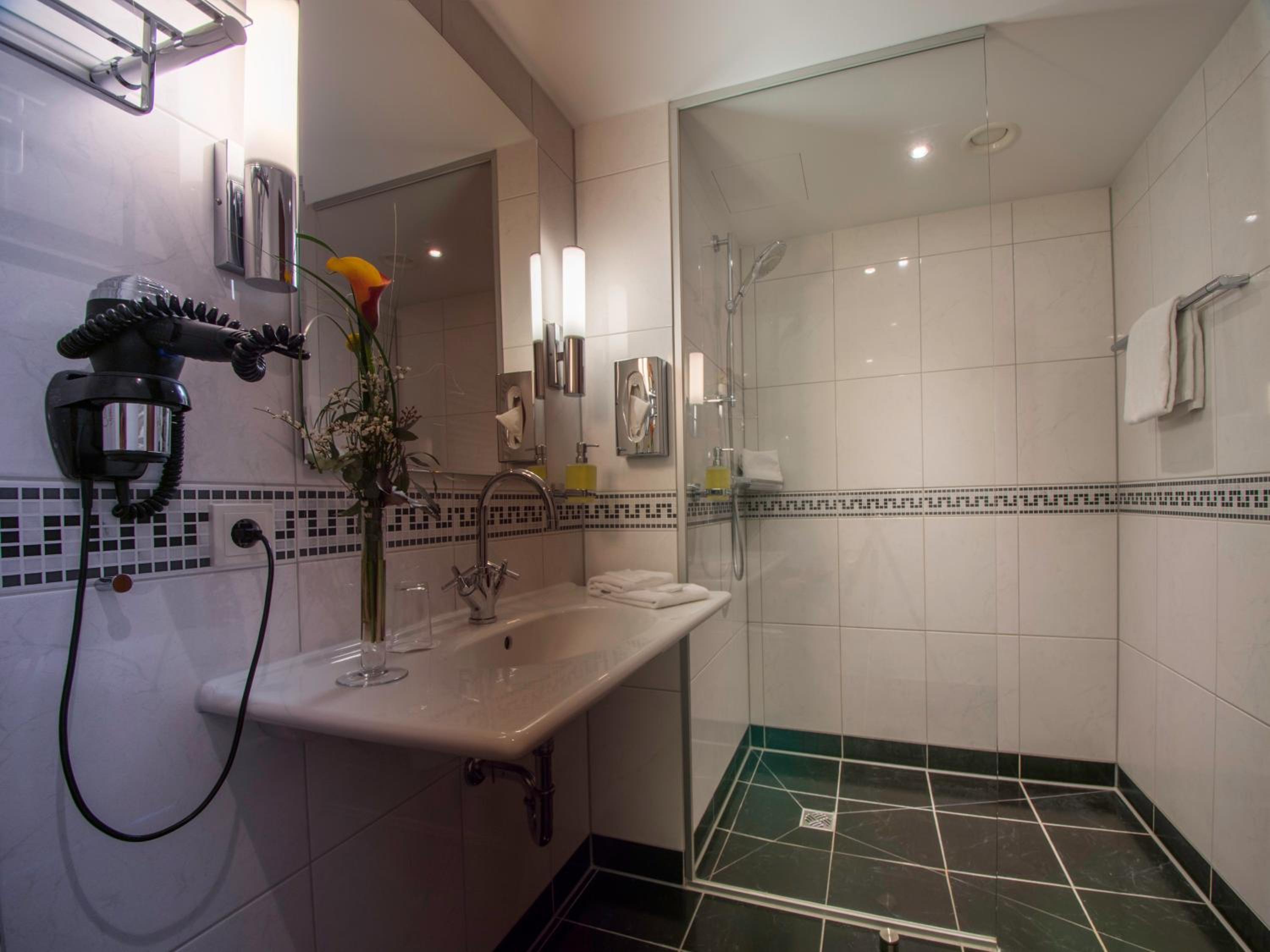 Double Room - Photo 5
