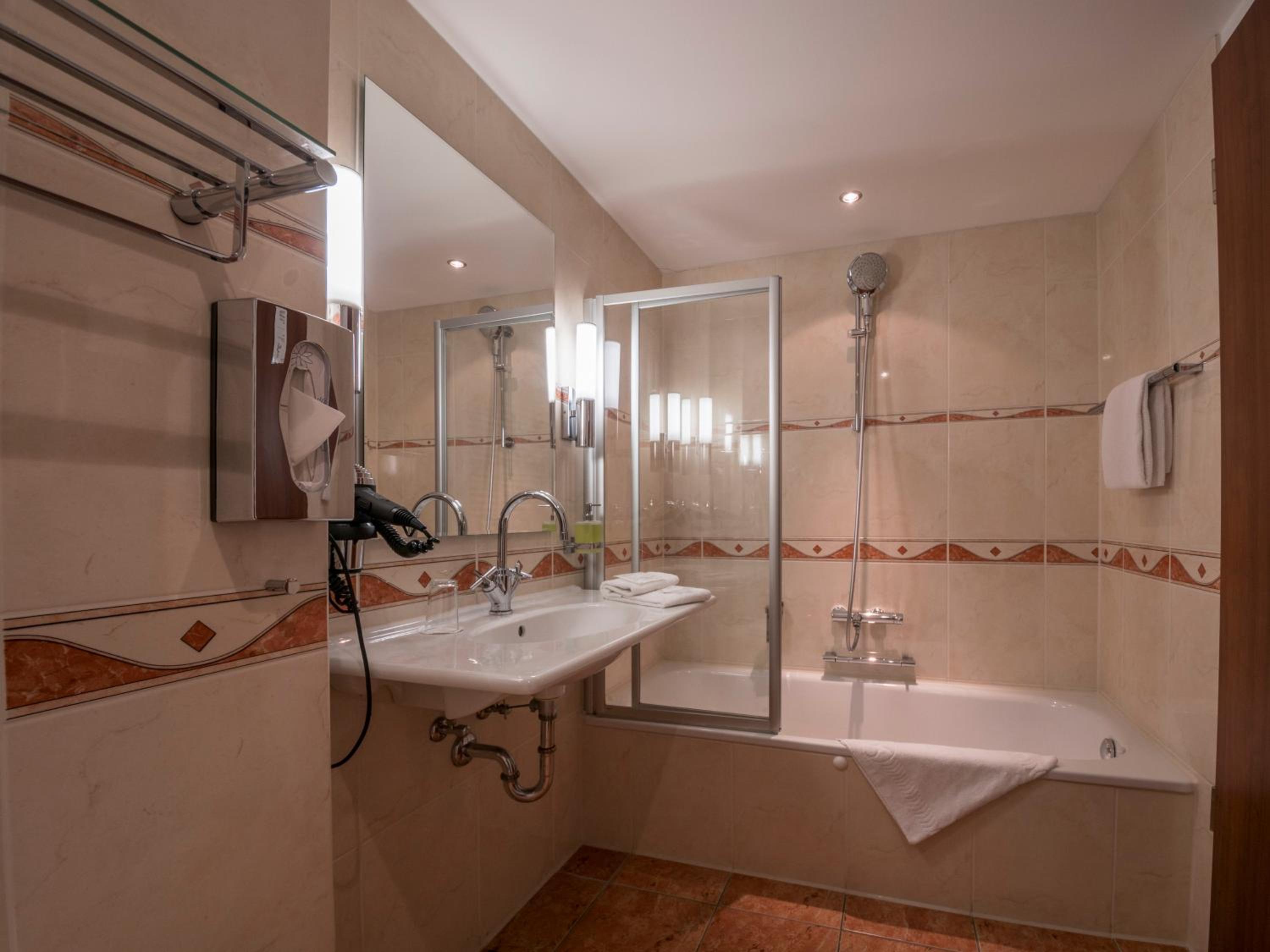 Double Room - Photo 2