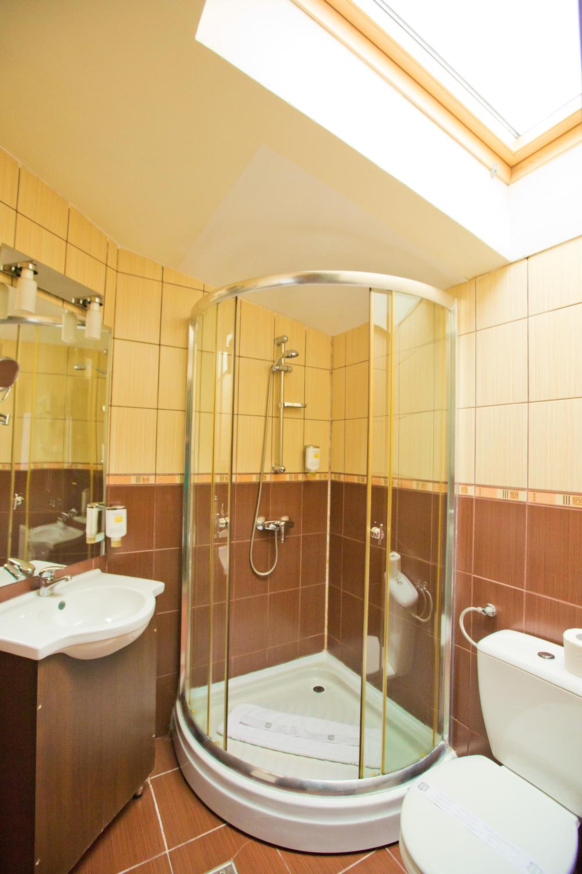 Economy Double or Twin Room - Photo 29