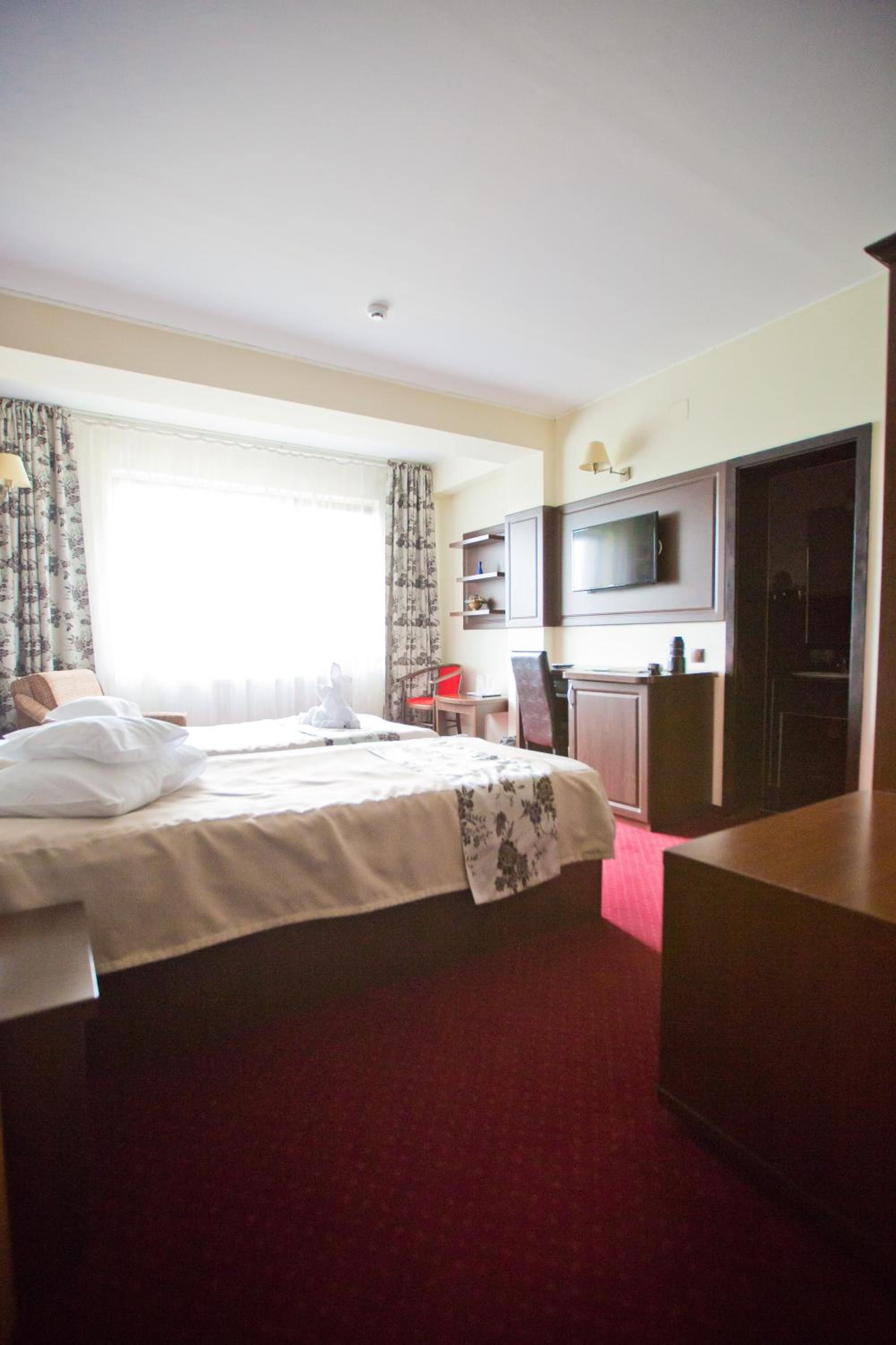 Superior Double or Twin Room - Photo 31