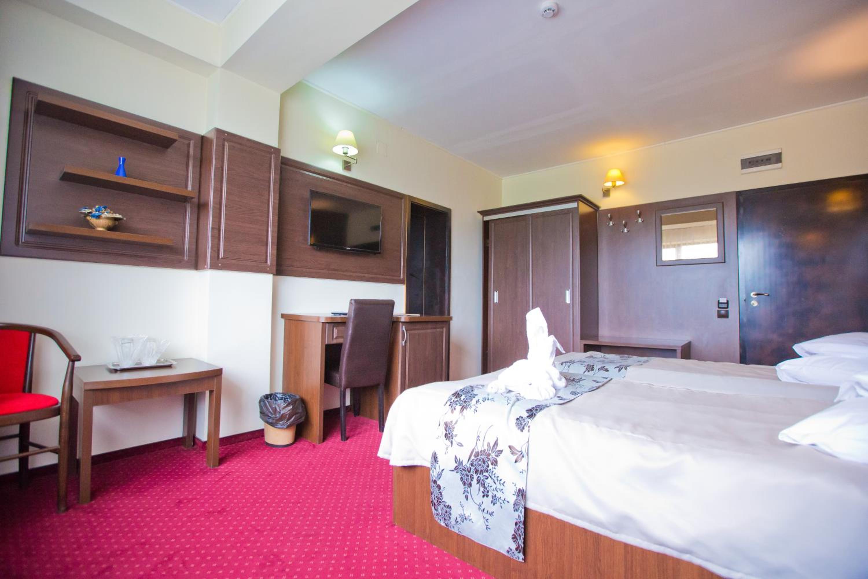Superior Double or Twin Room - Photo 39