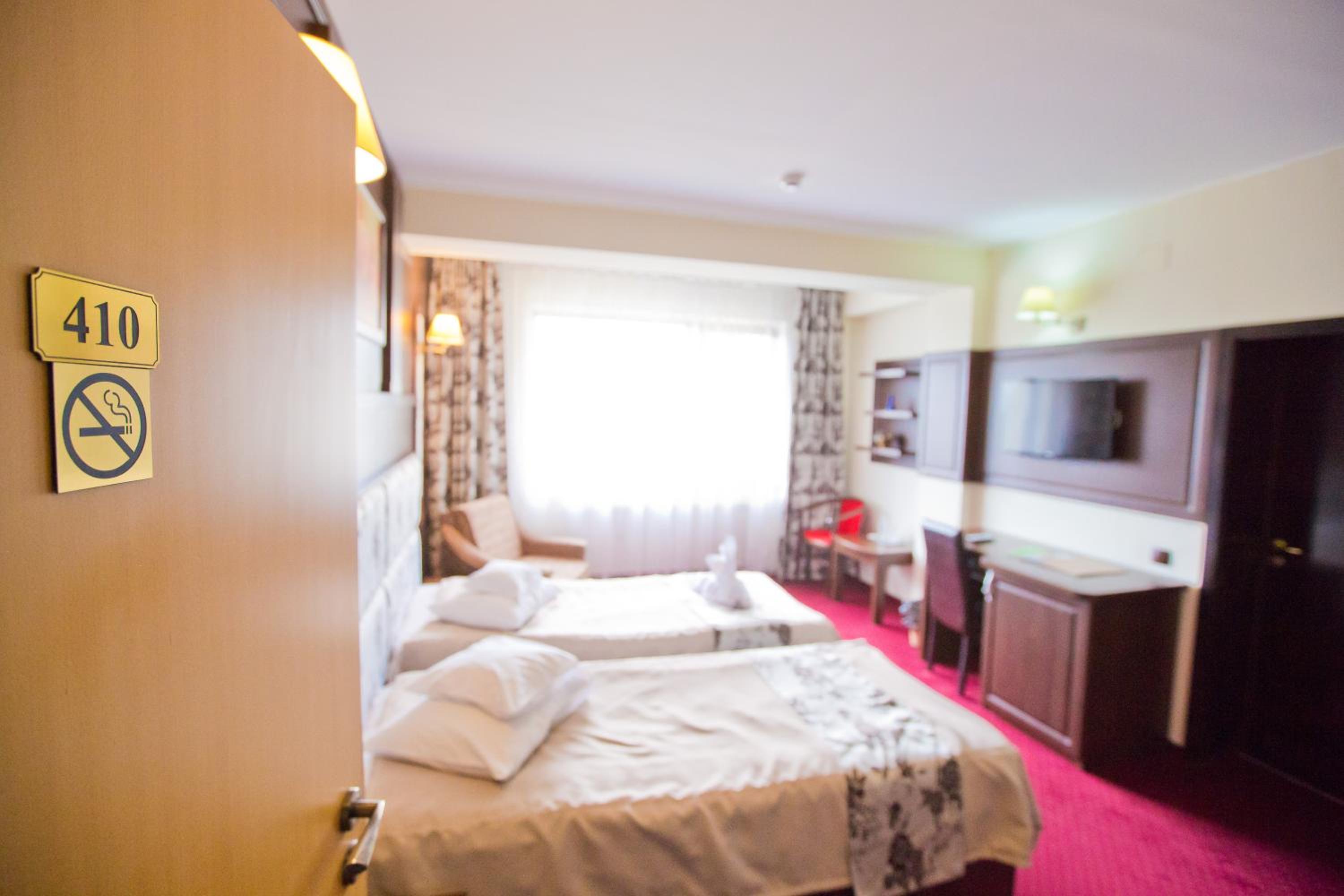 Superior Double or Twin Room - Photo 40