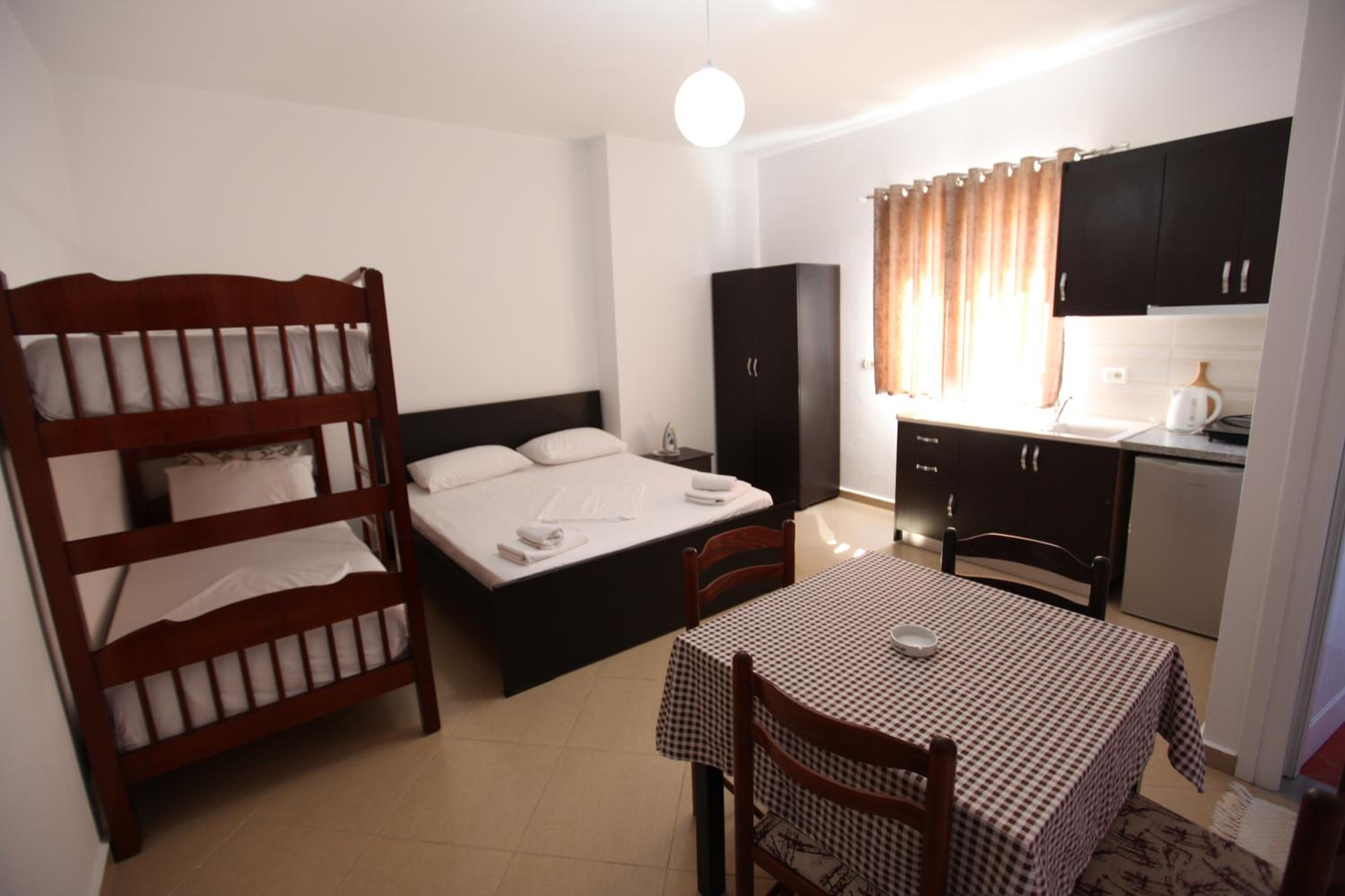Quadruple Room With Balcony photo 3