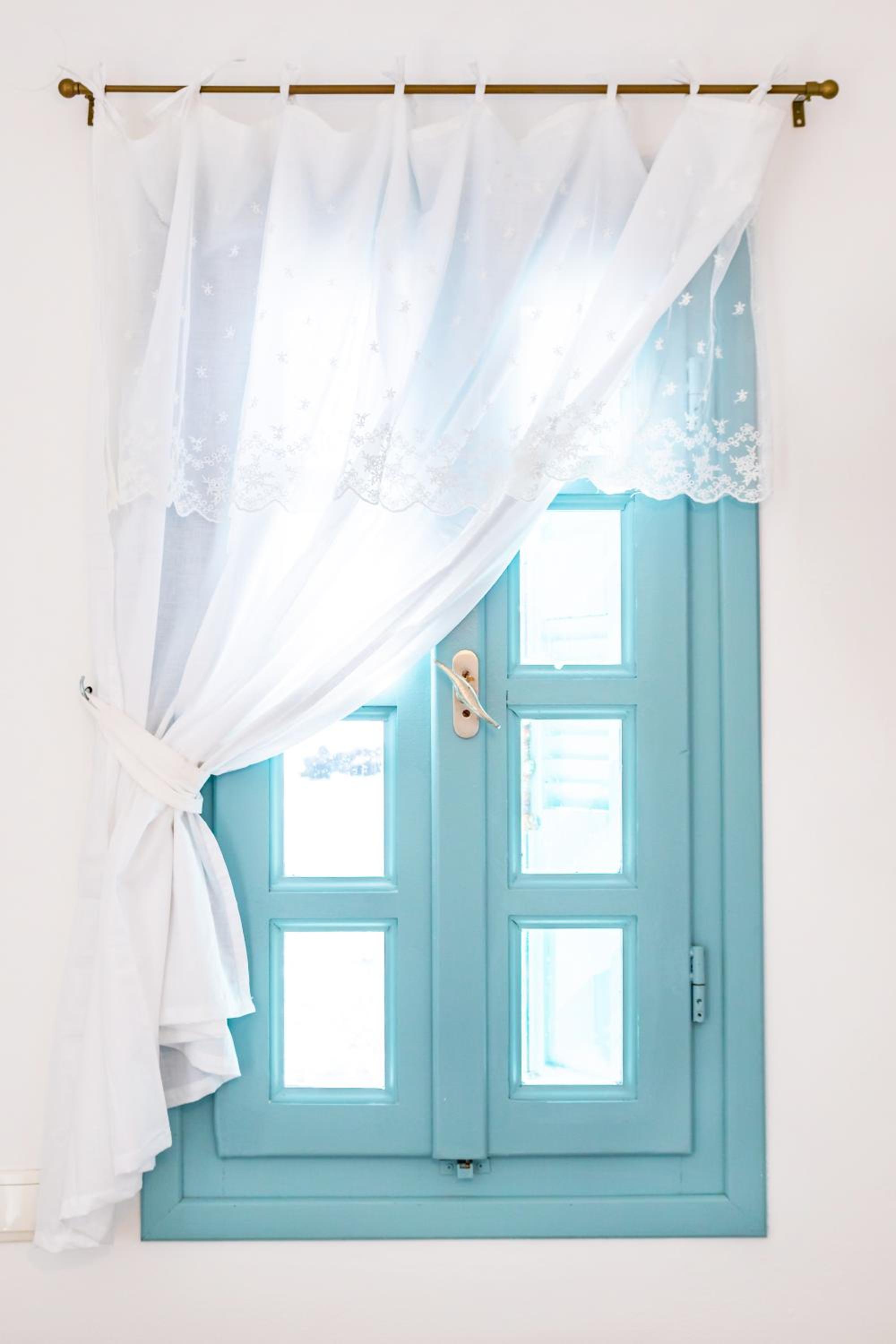 One-Bedroom House - Photo 16