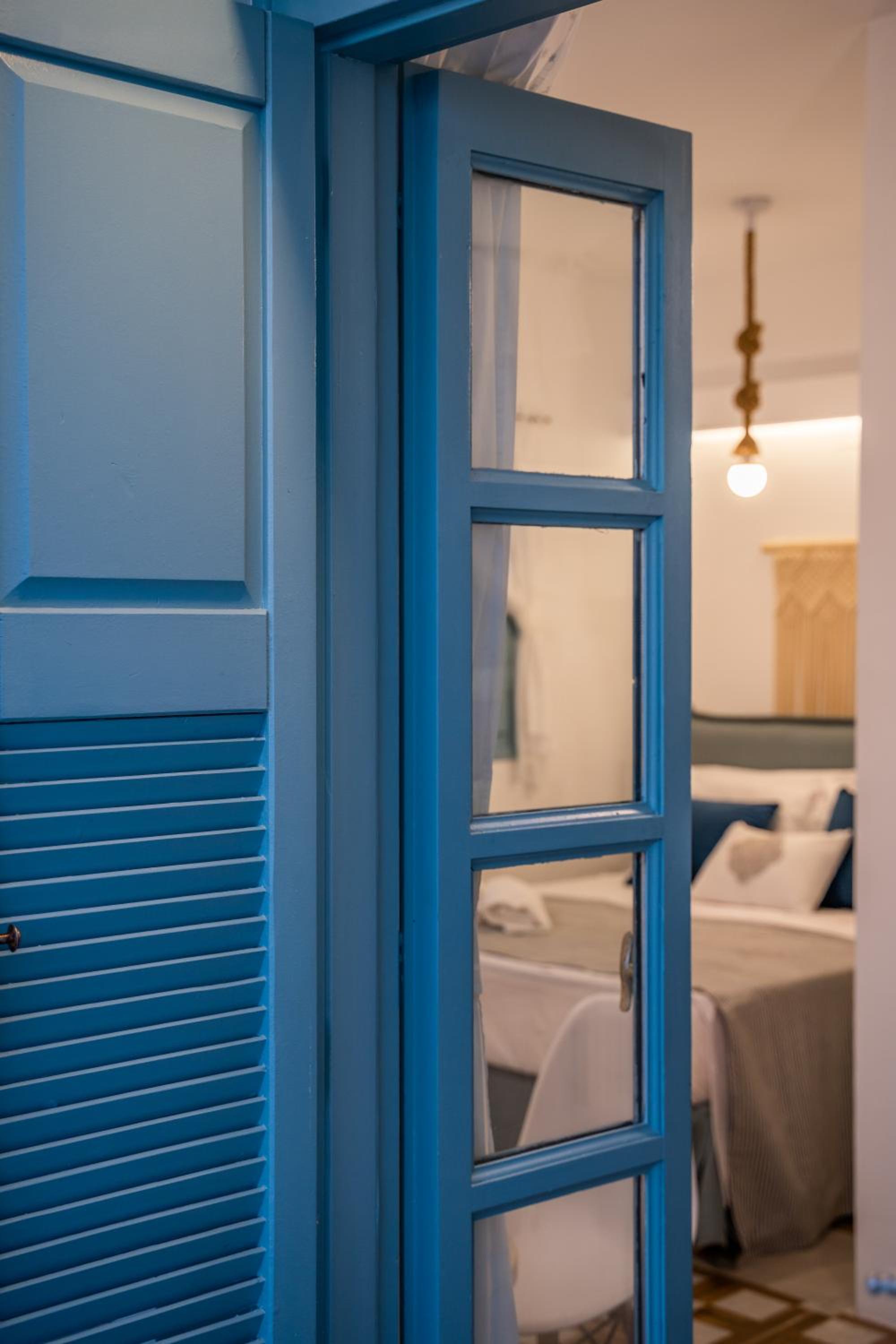 One-Bedroom House - Photo 4