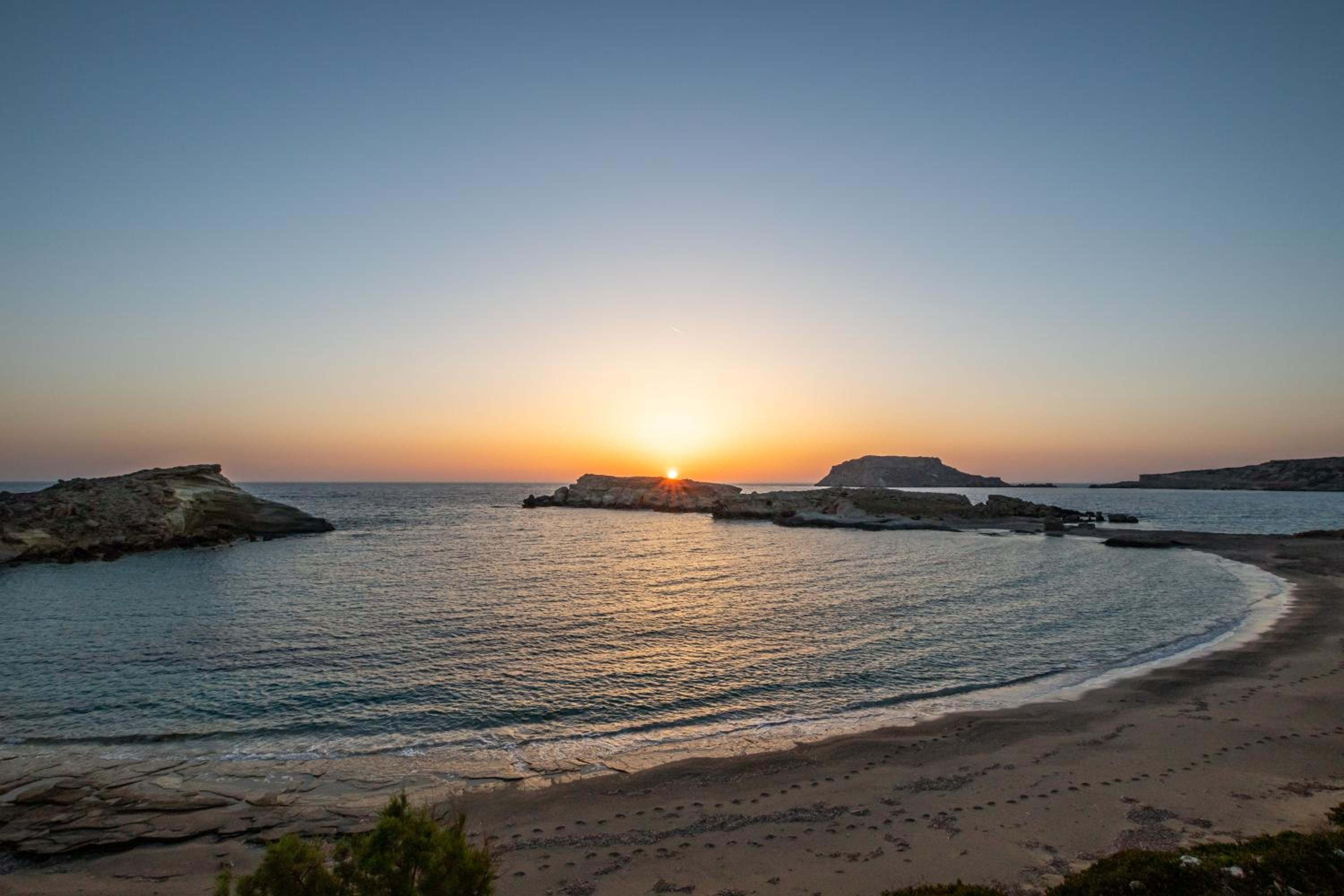 One-Bedroom House - Photo 48