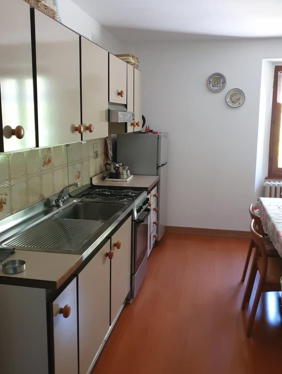 Apartment - Photo 2