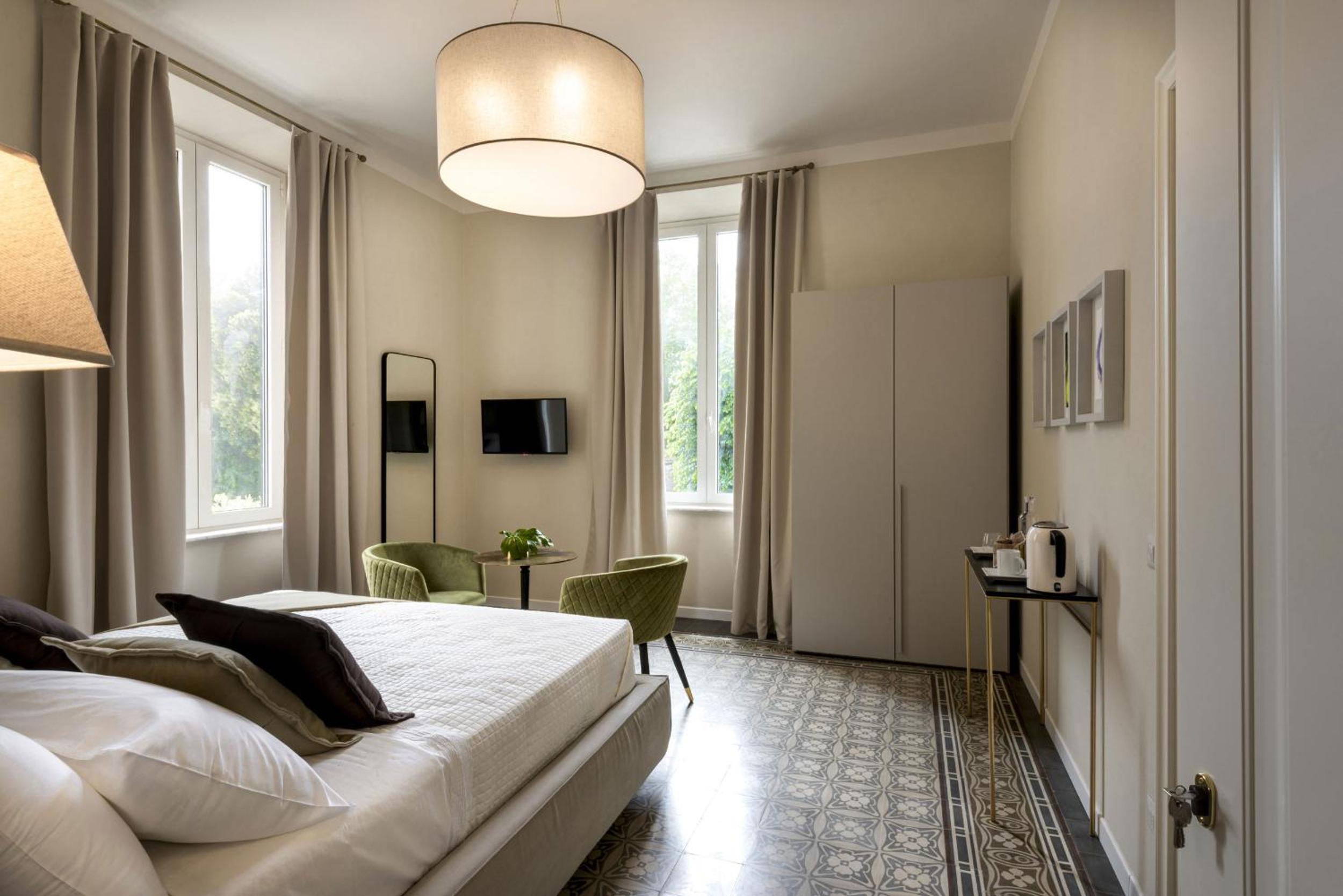 Deluxe Room - Photo 1