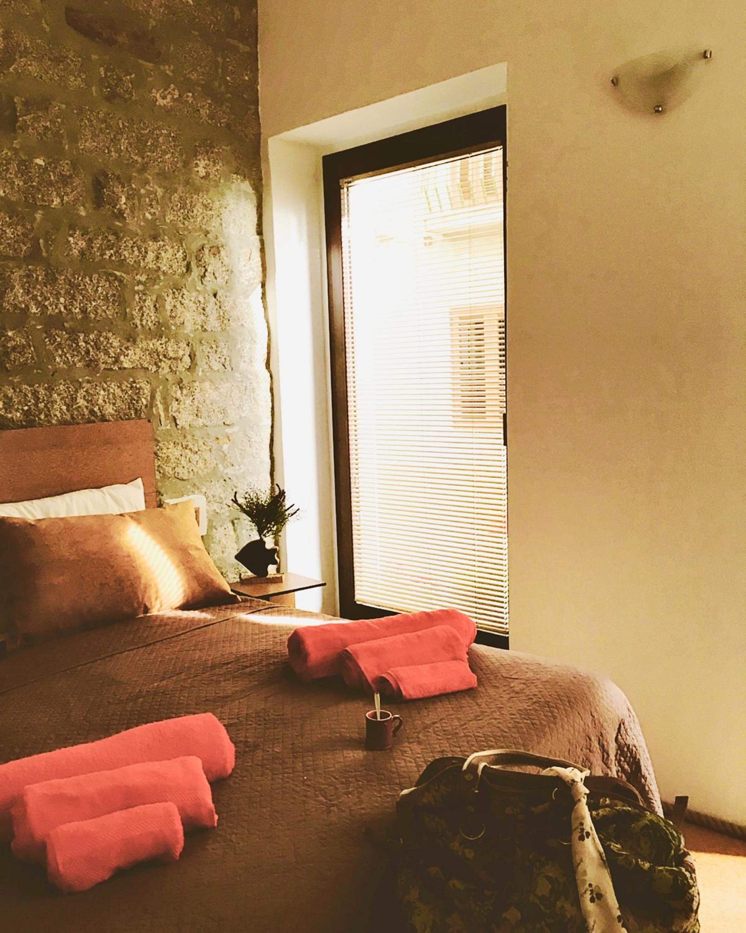 Double or Twin Room with Private External Bathroom - Photo 2
