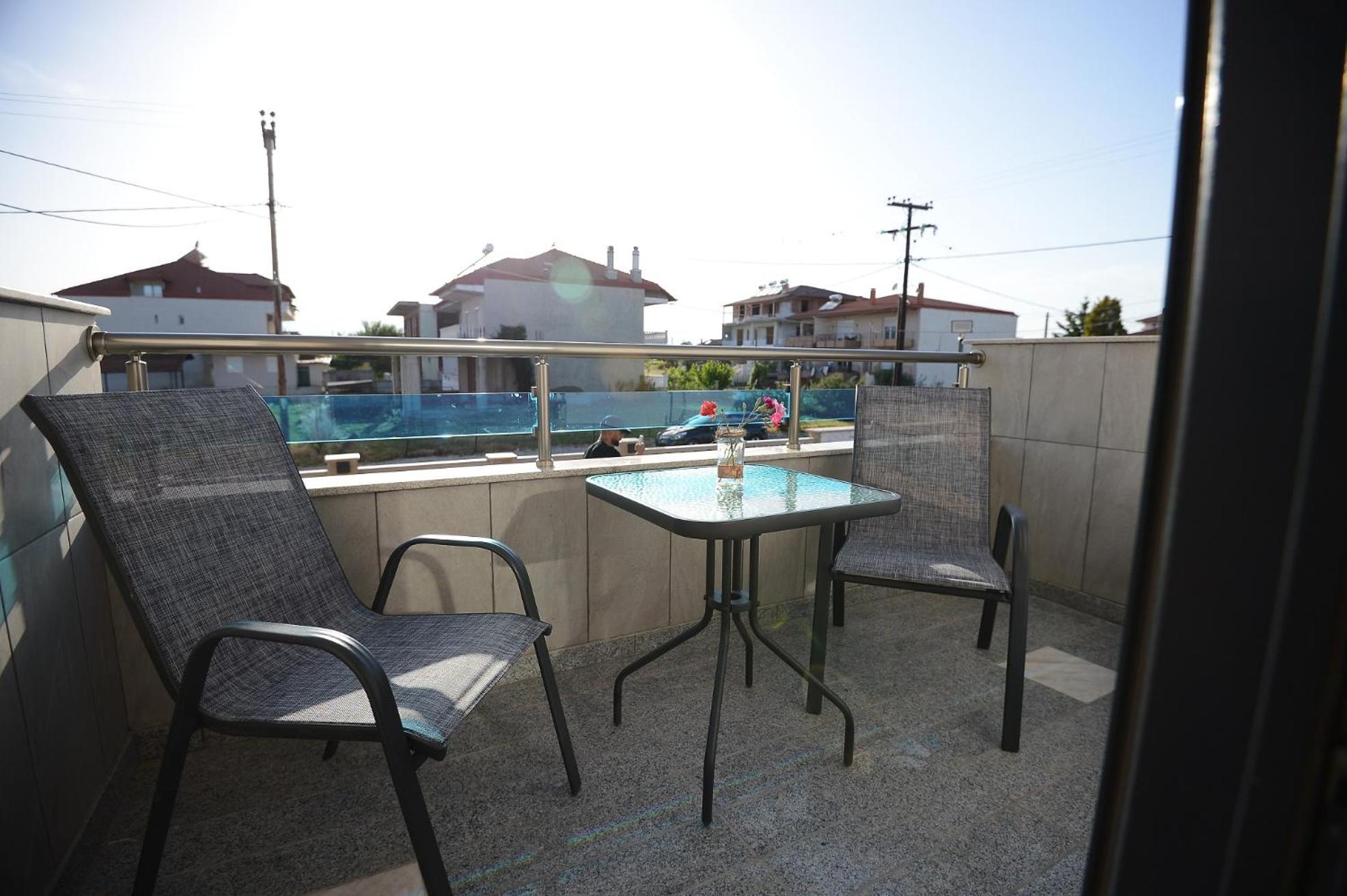 Double Room with Balcony photo 3