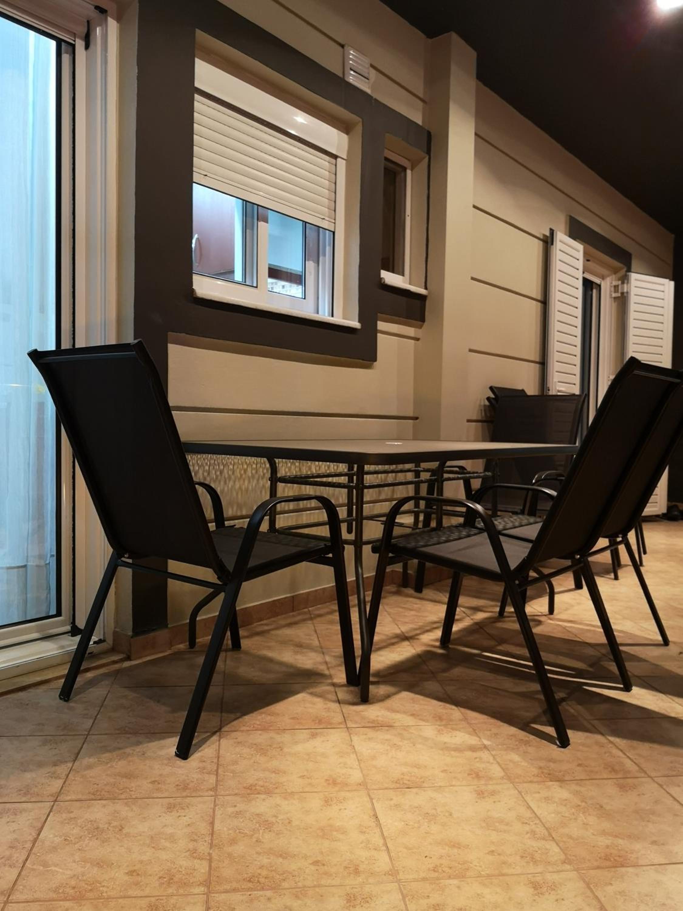One-Bedroom Apartment - Photo 10