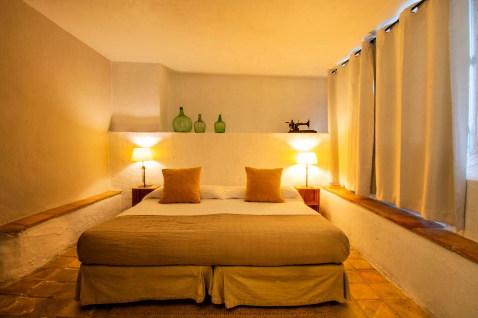 room located on the ground floor - Photo 3