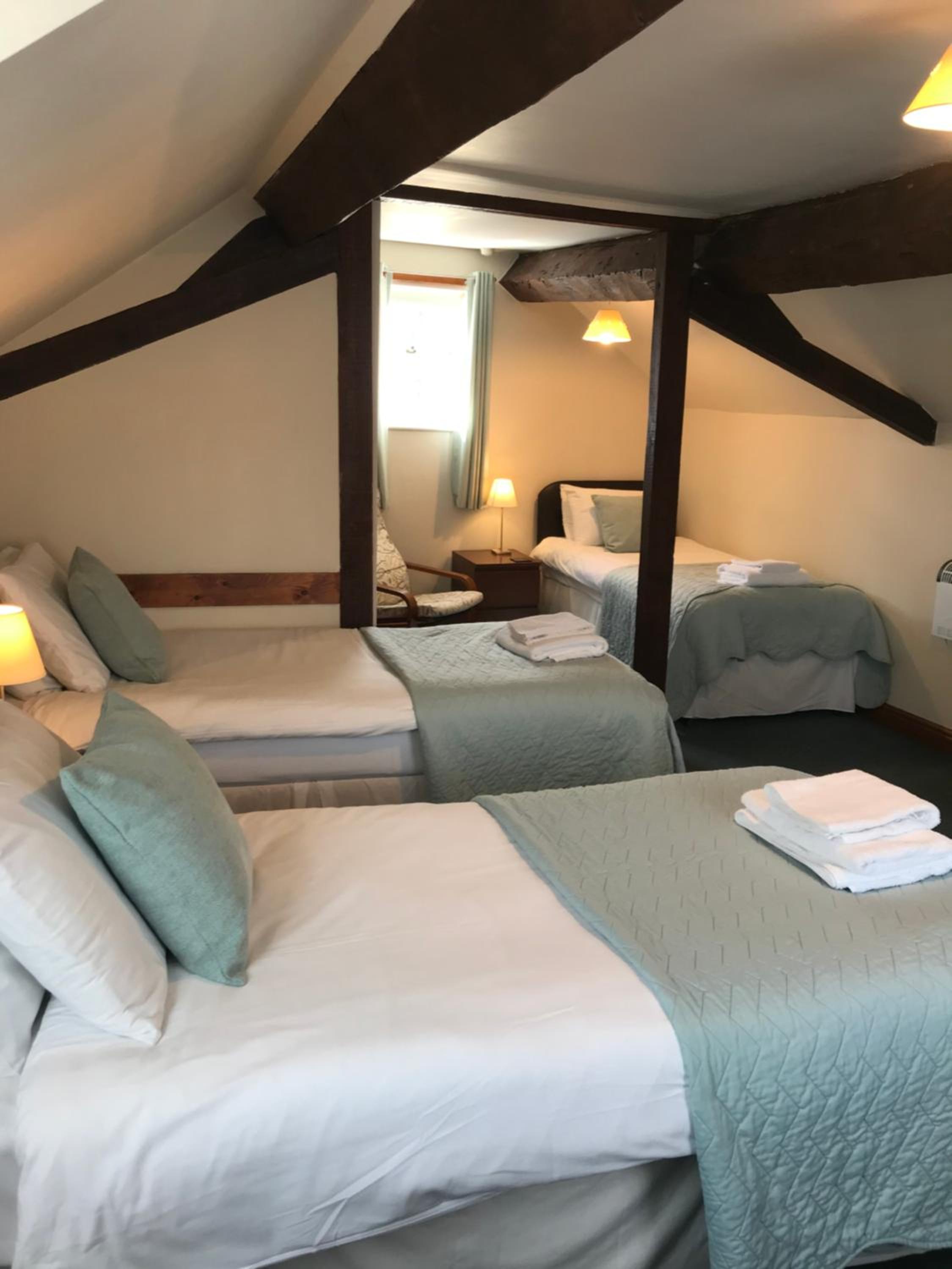 Standard Triple Room photo 2