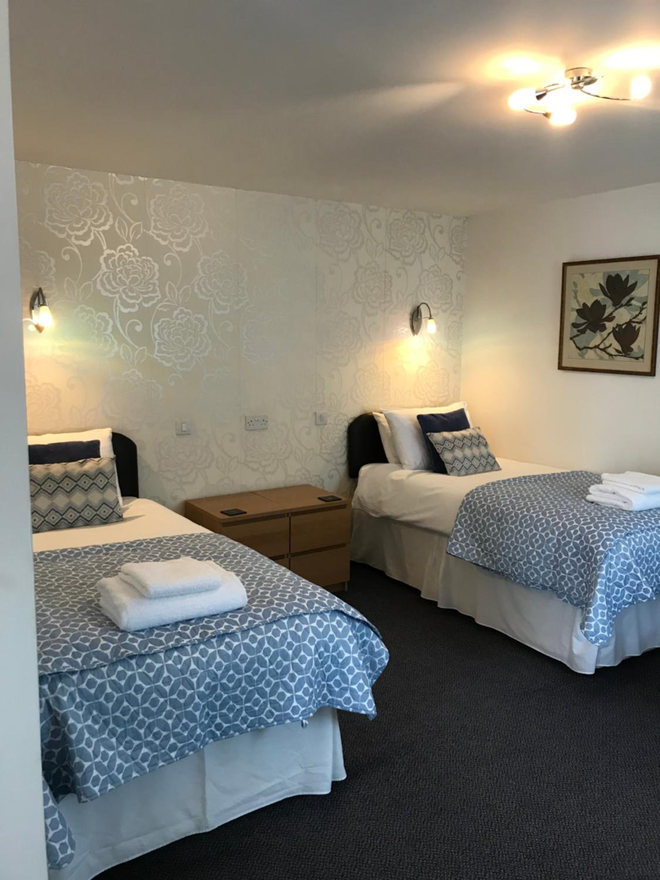 Standard Twin Room photo 2