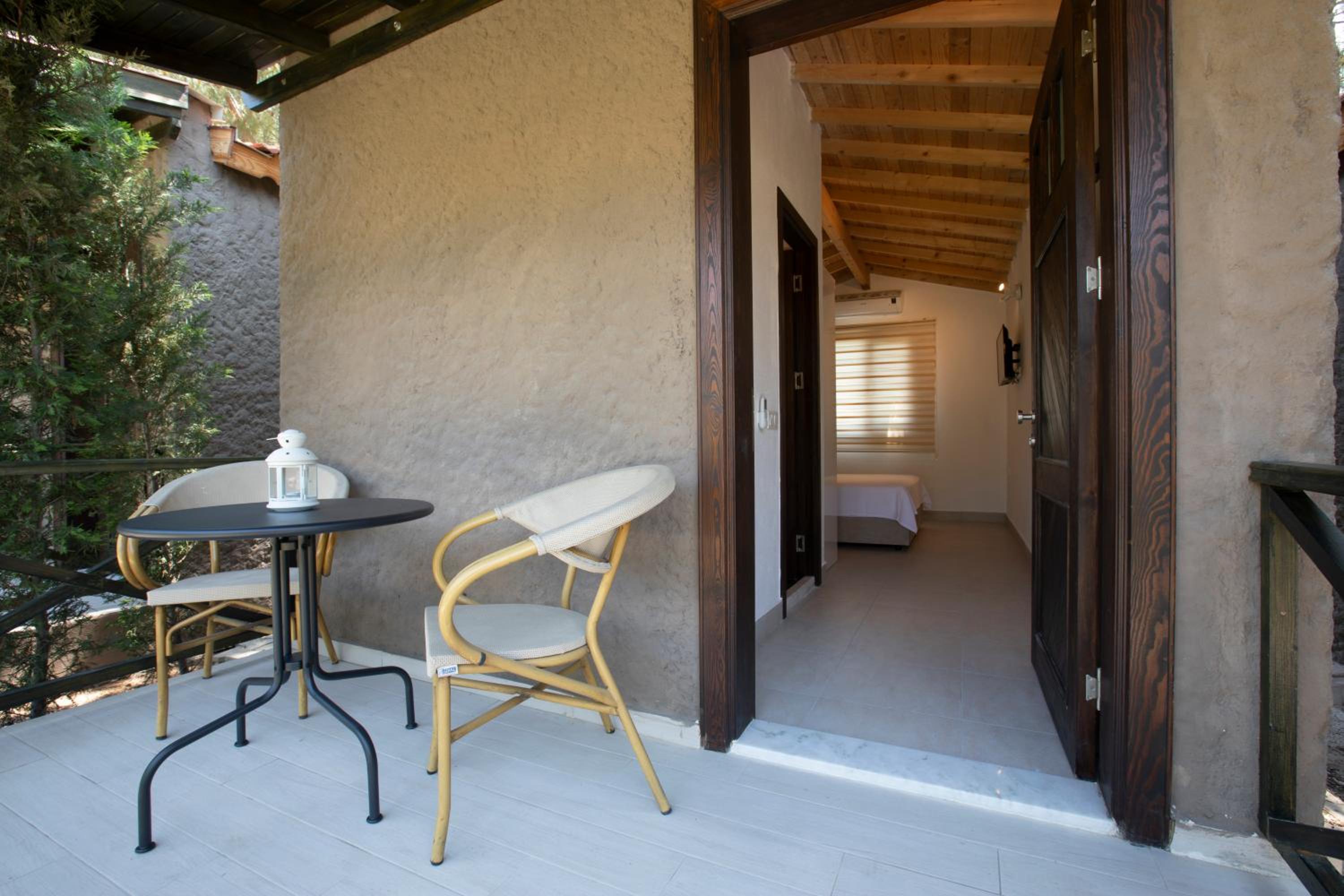 Standard Bungalow - Photo 4