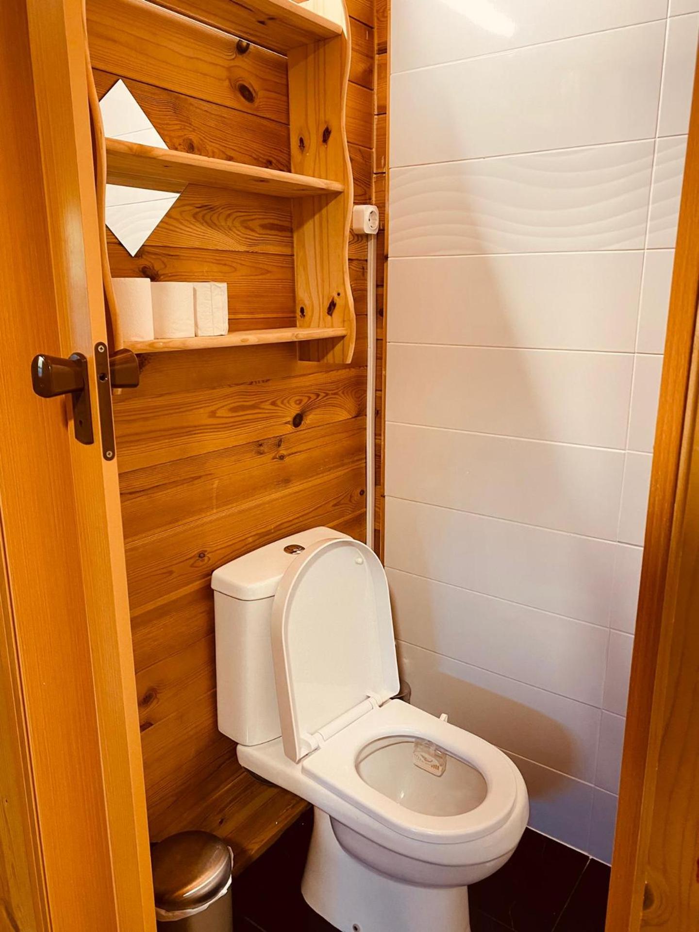 Two-Bedroom House - Photo 37