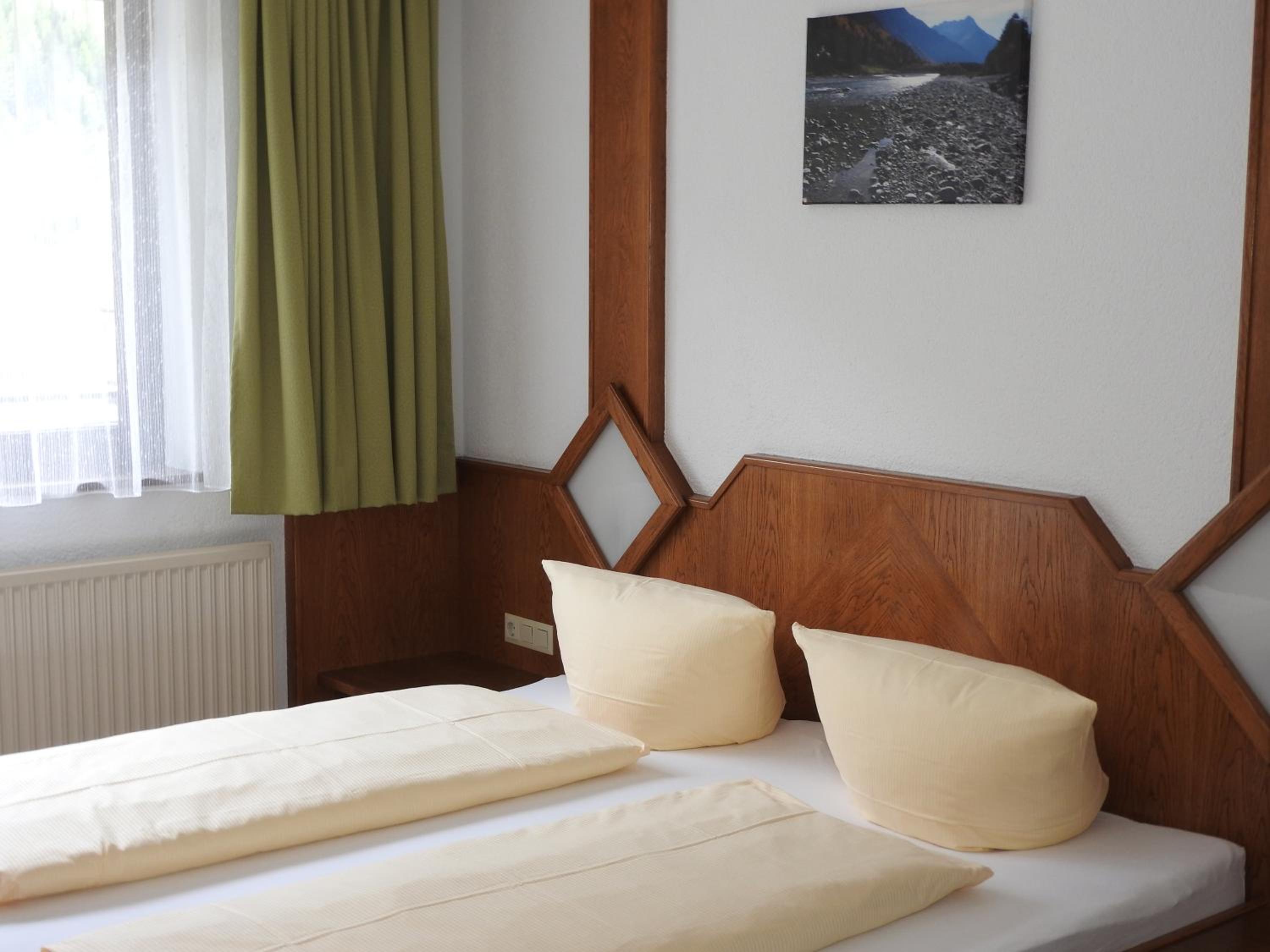 Budget Double Room photo 1