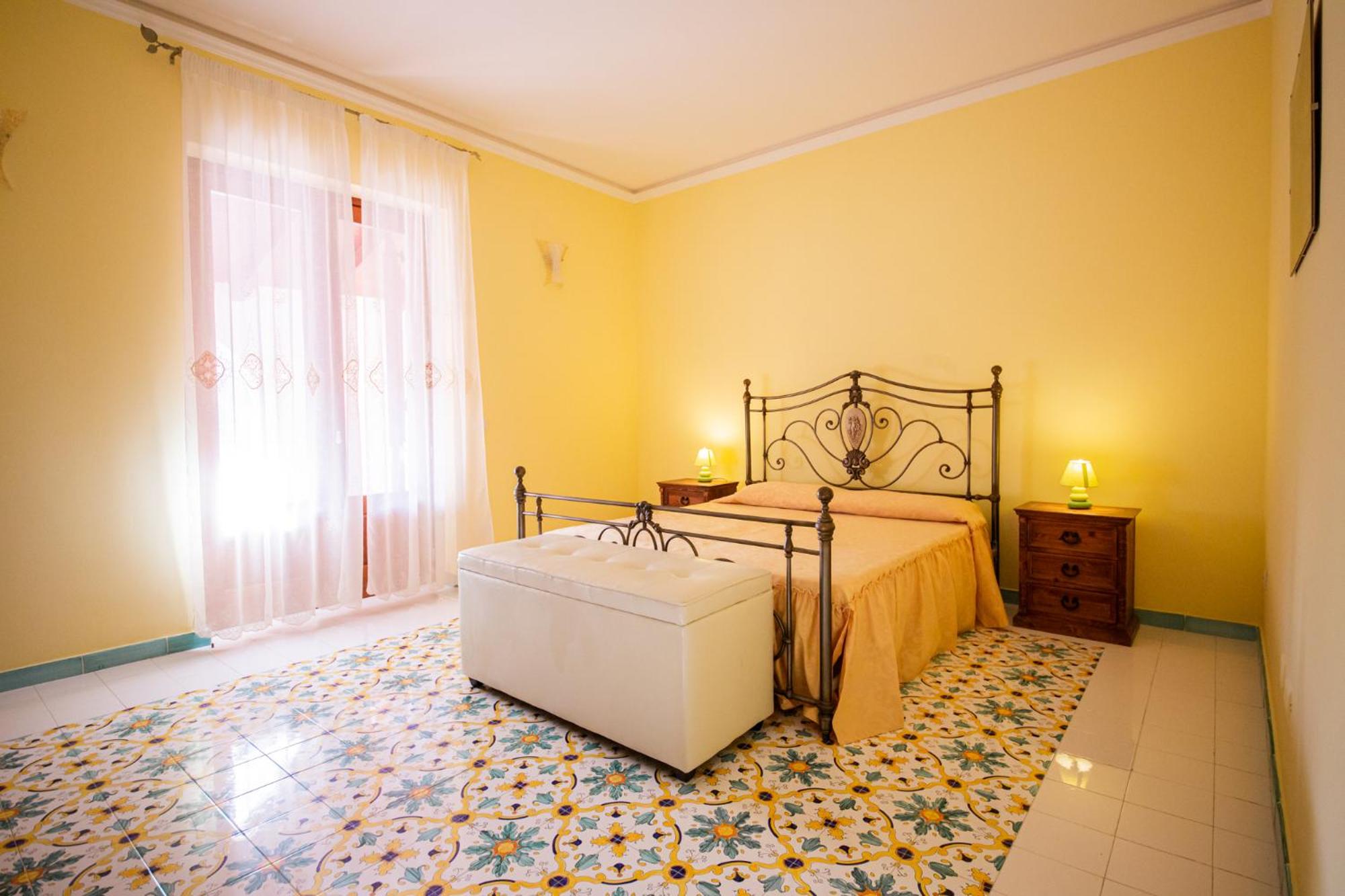 Double Room with Mountain View