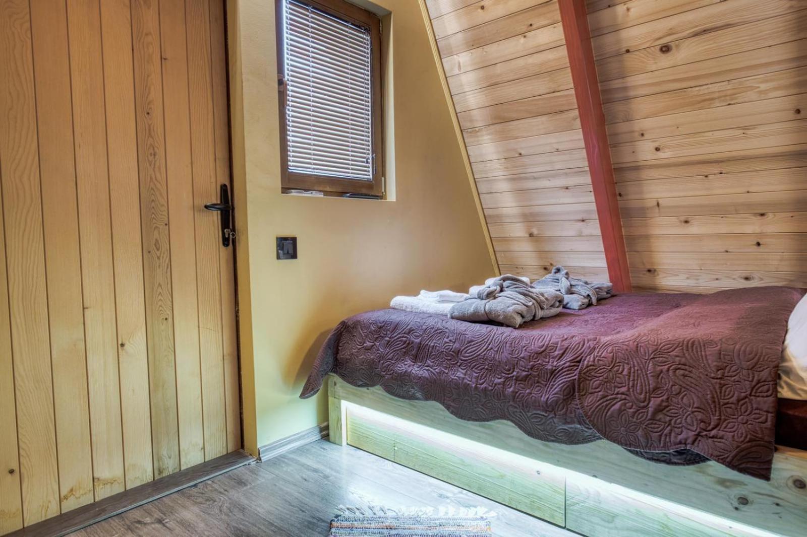 Deluxe Double Room with Shower
