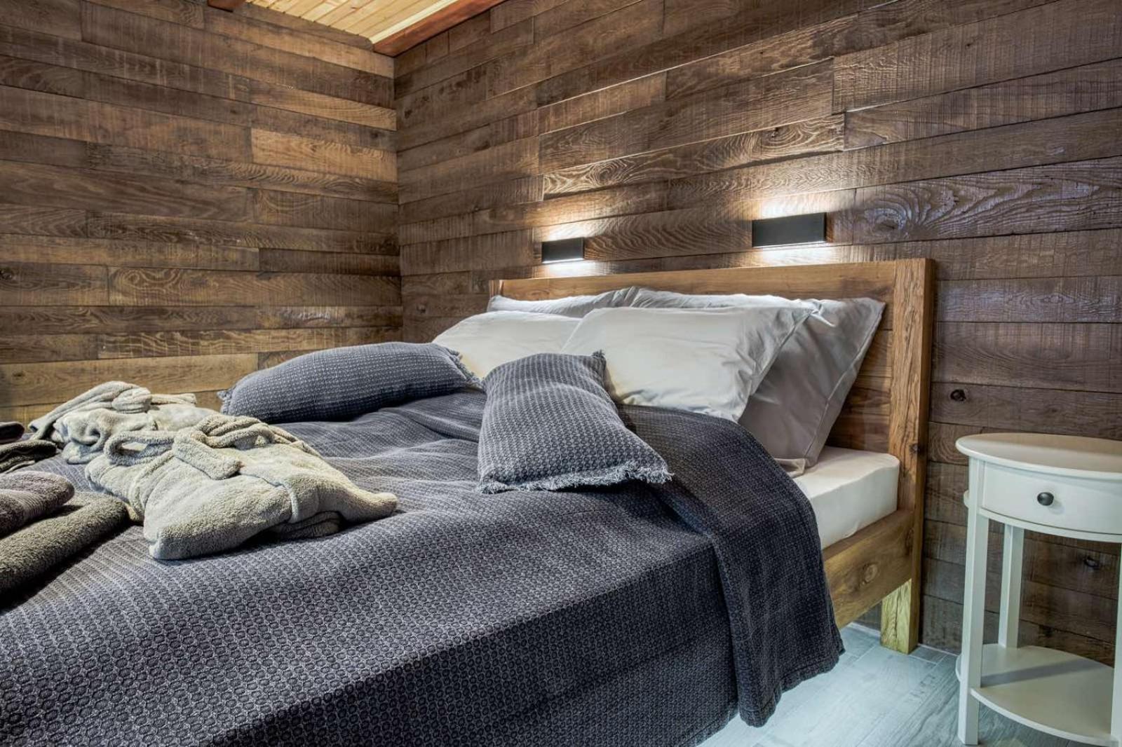 Deluxe Double Room with Shower photo 2