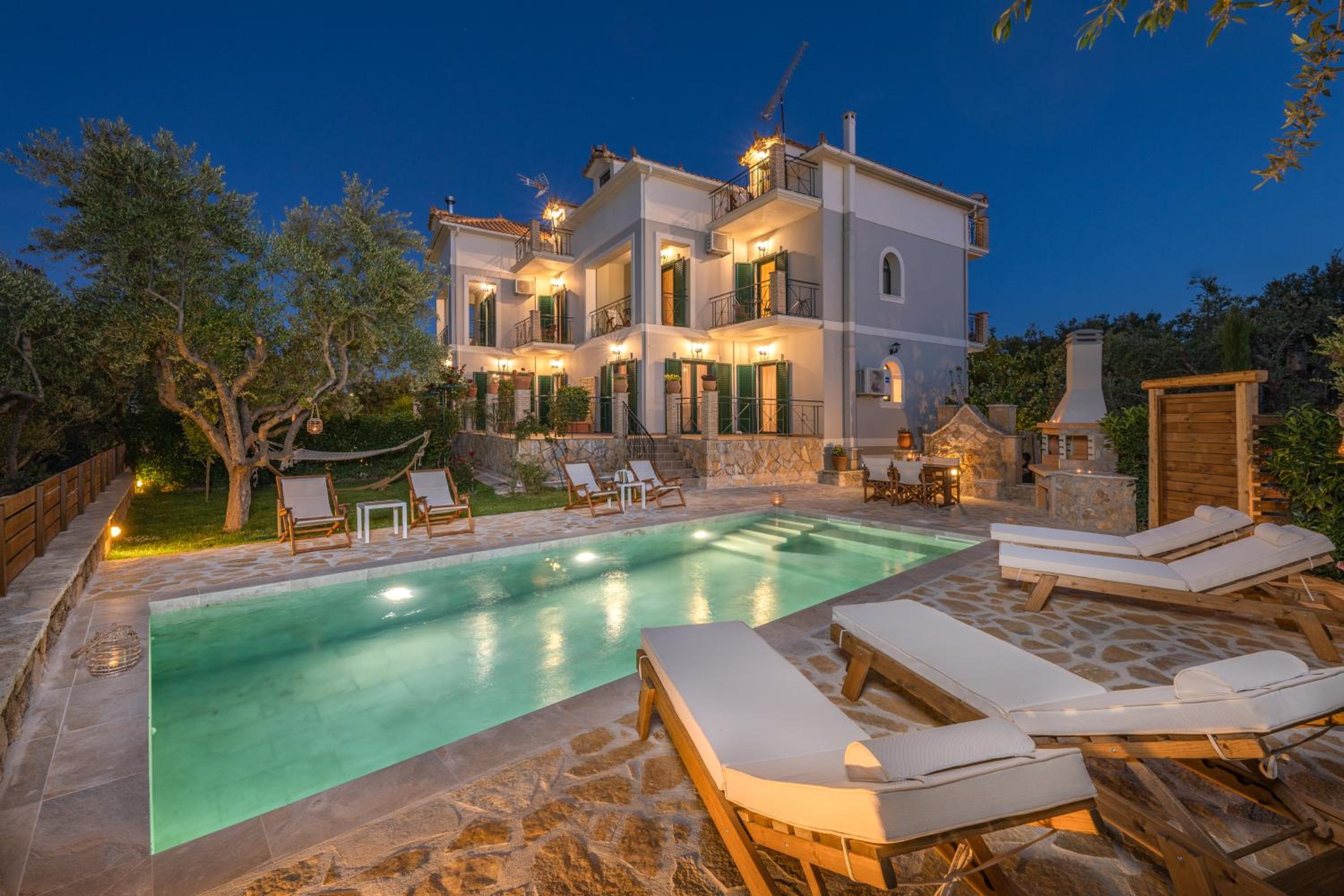Villa with Private Pool photo 2