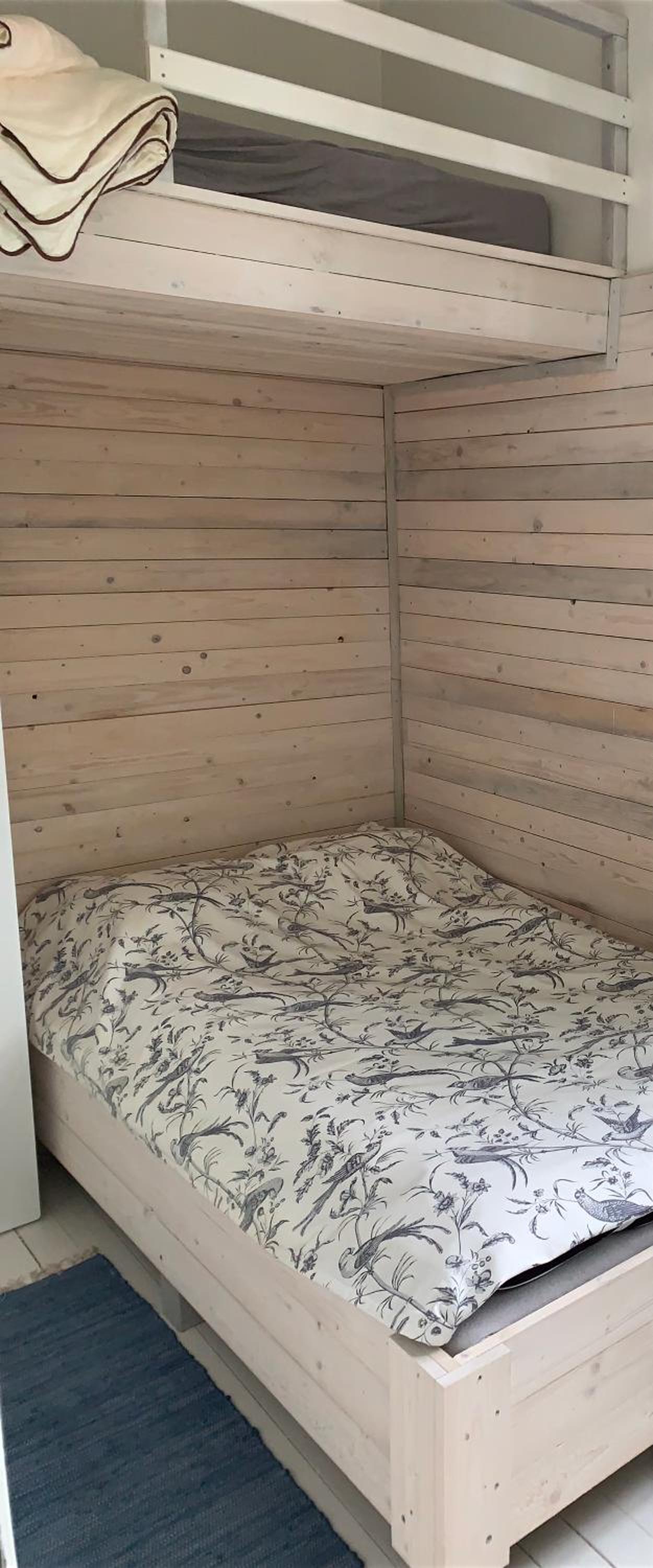 Double or Twin Room with Private Bathroom - Photo 2