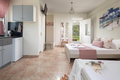Basic Triple Room