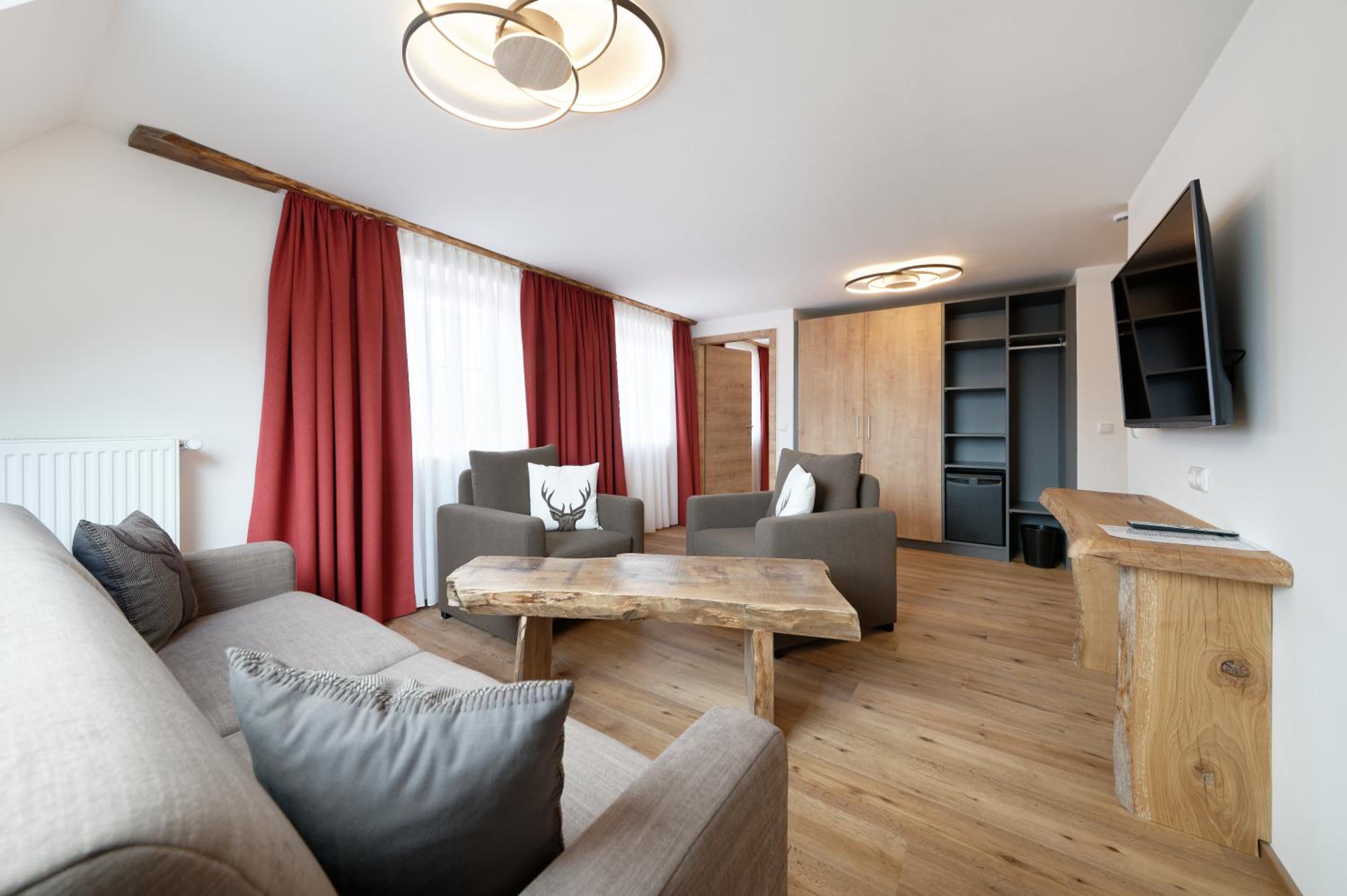 Suite with Mountain View photo 1