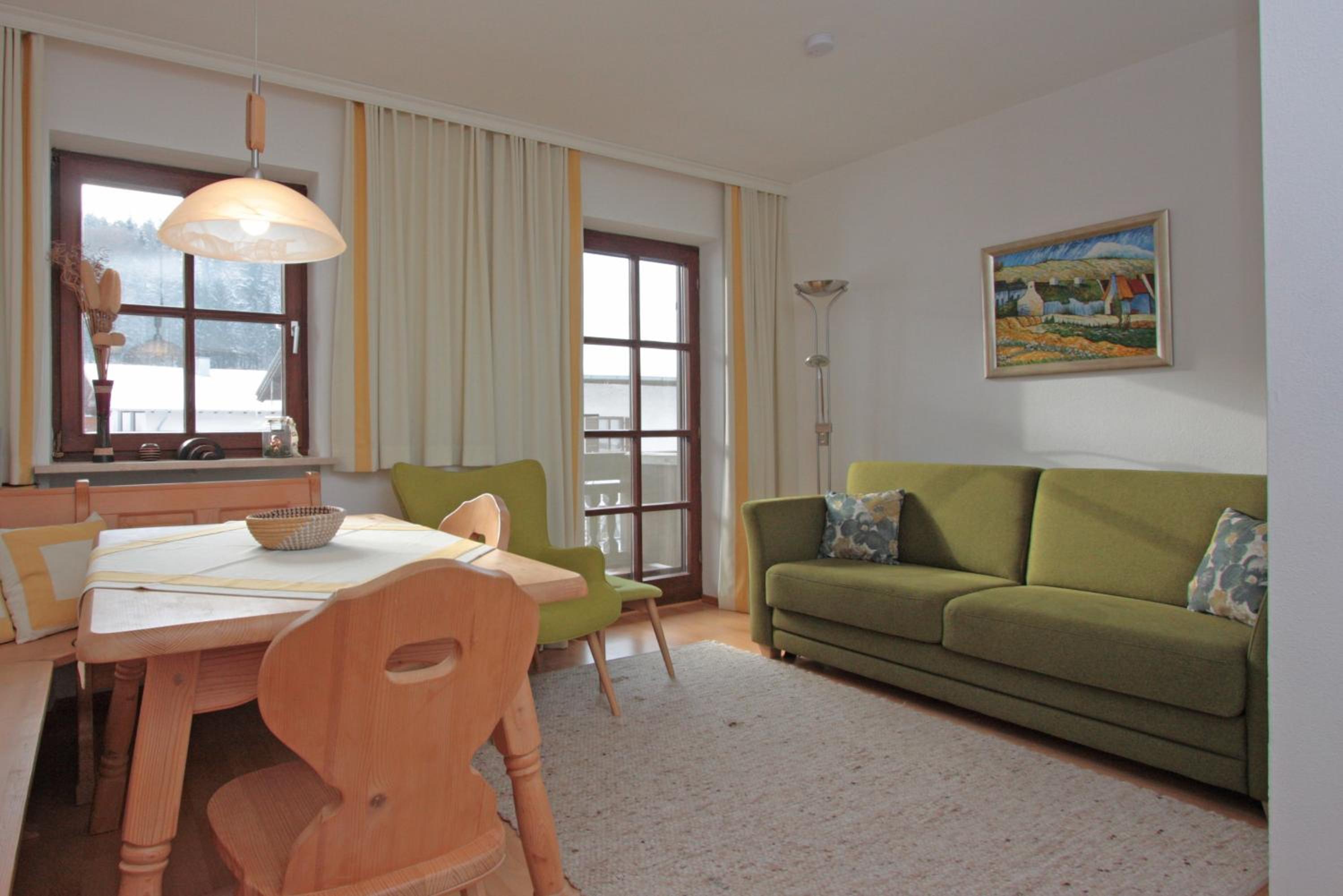 Apartment - Split Level photo 3