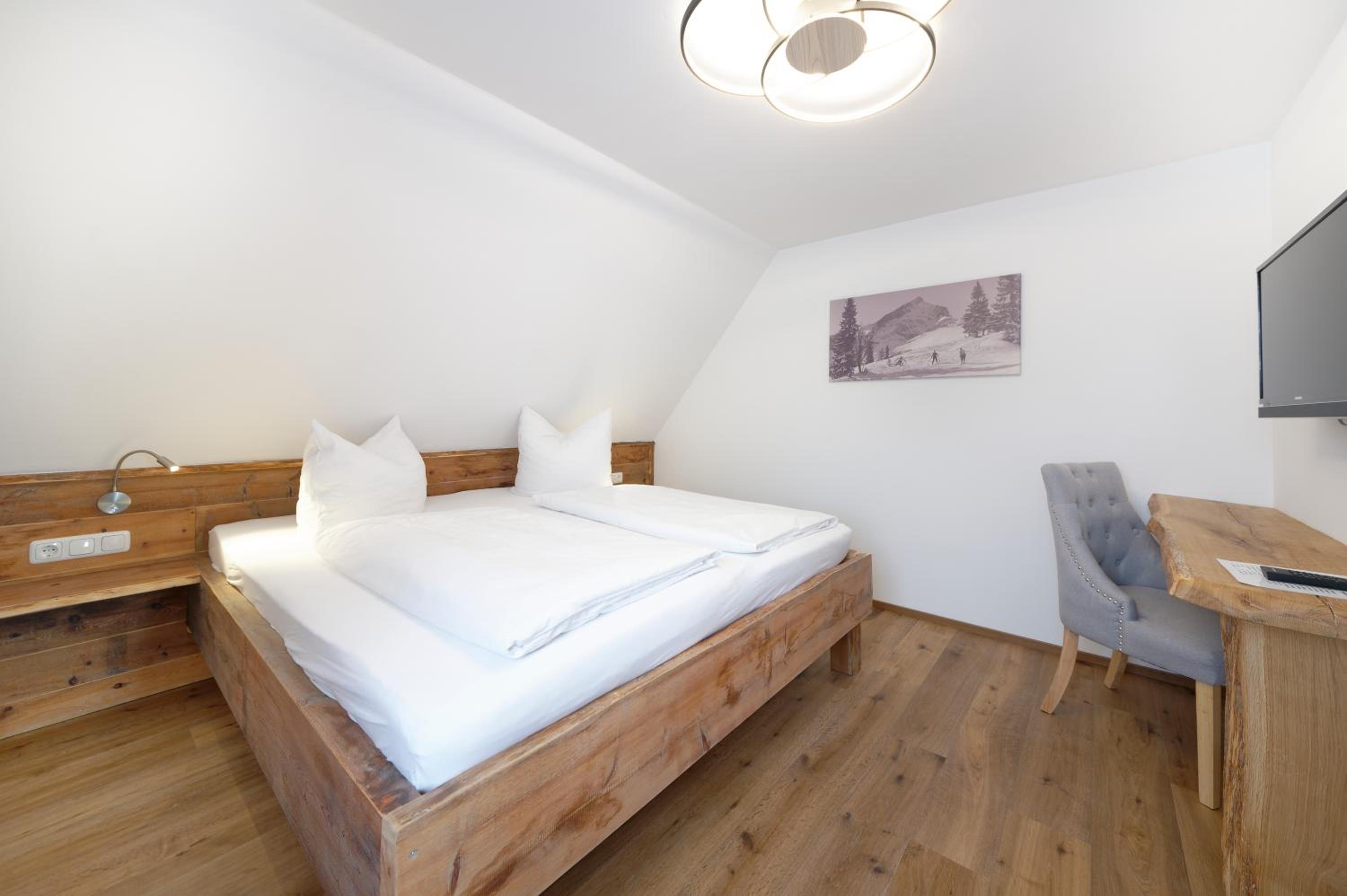 Suite with Mountain View photo 2