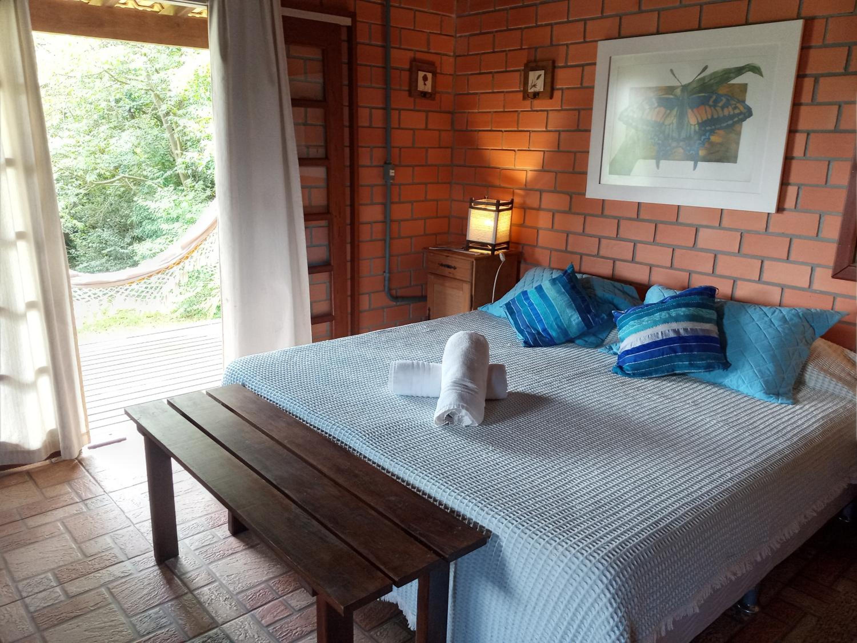 Bungalow (6 Adults)
