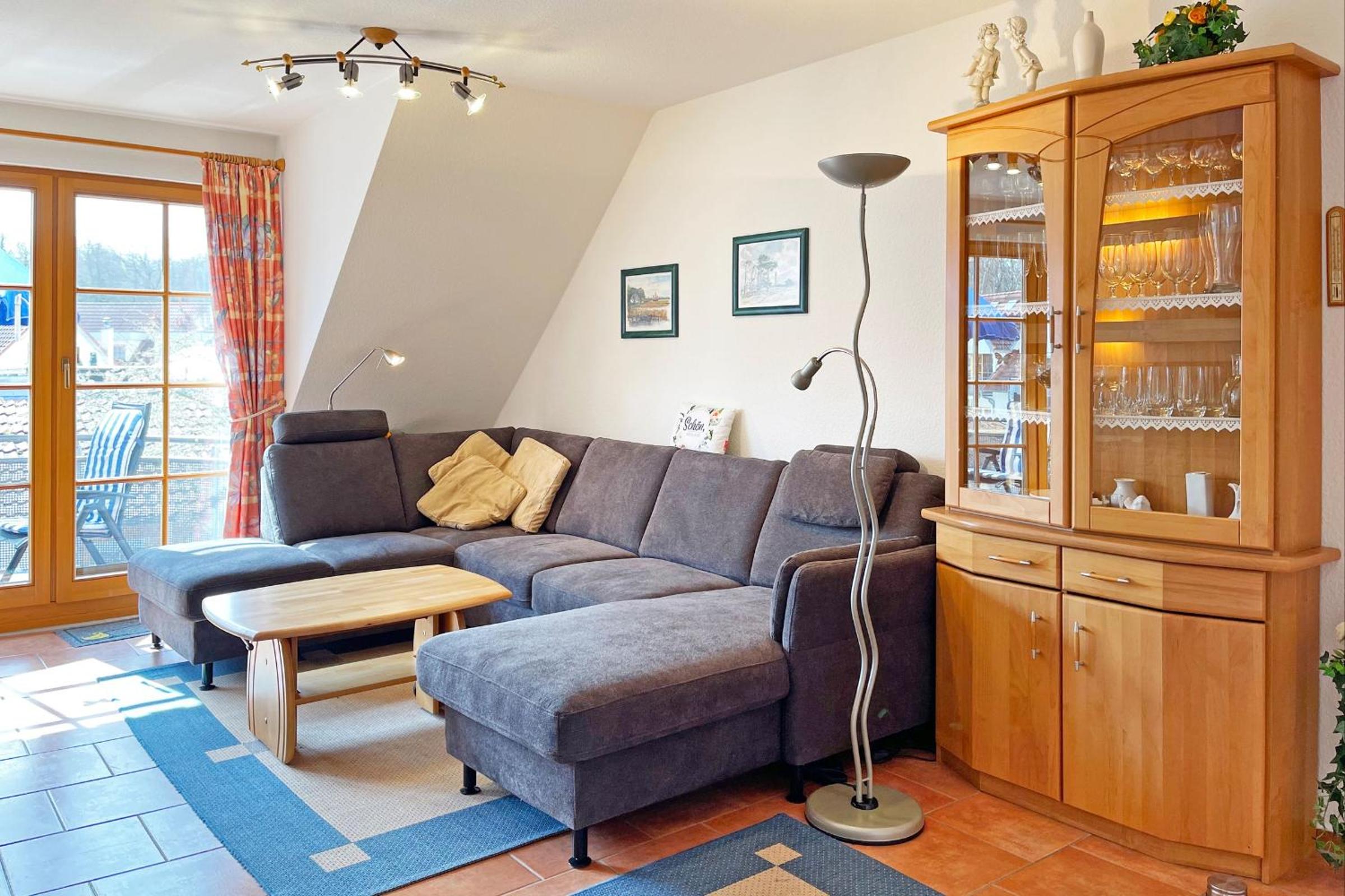 Apartment with Balcony photo 1
