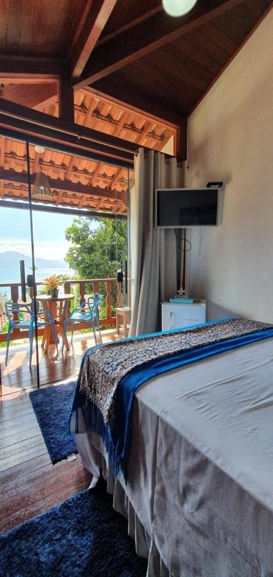 Deluxe Double Room with Balcony and Sea View photo 3