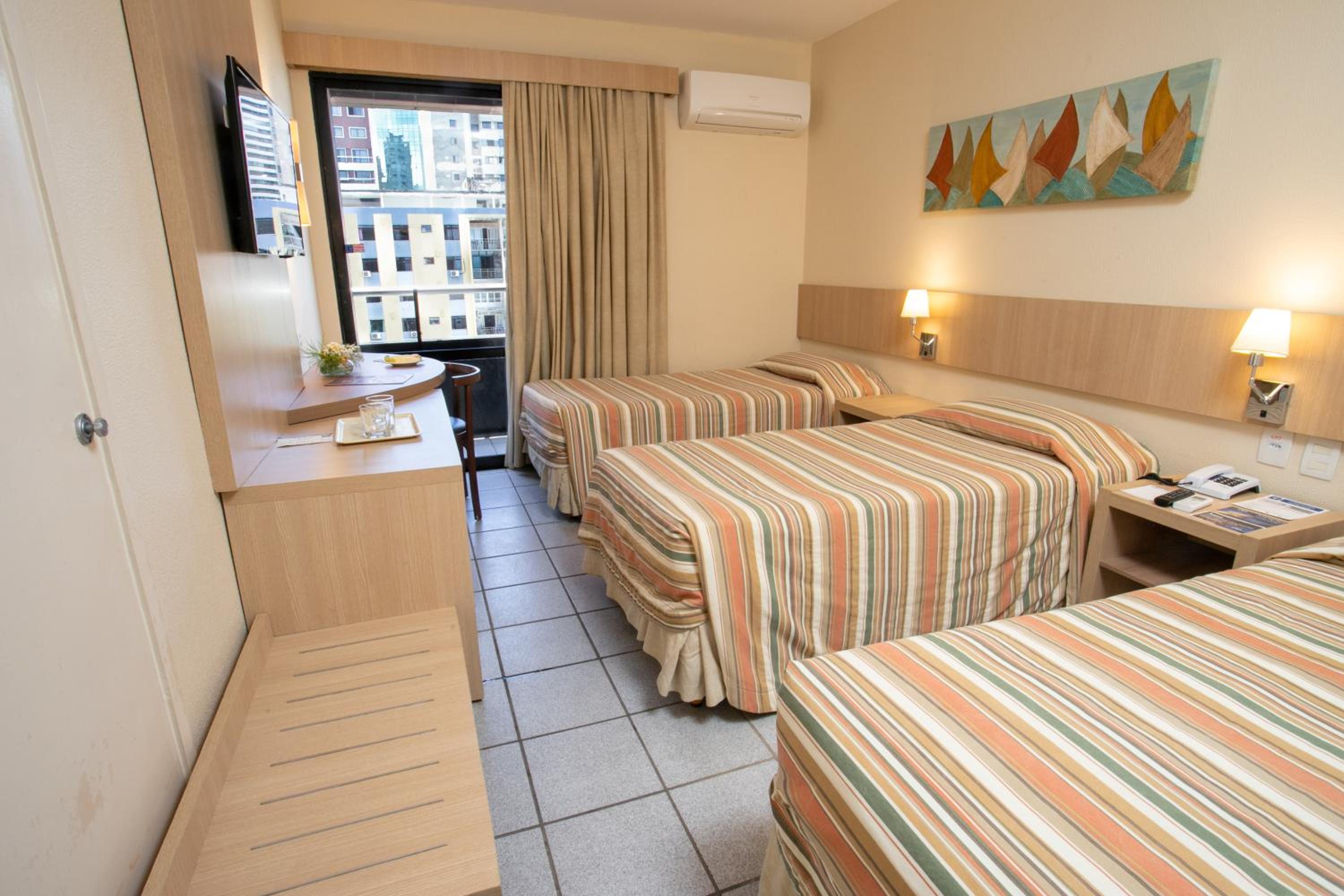 Standard Triple Room - Photo 1