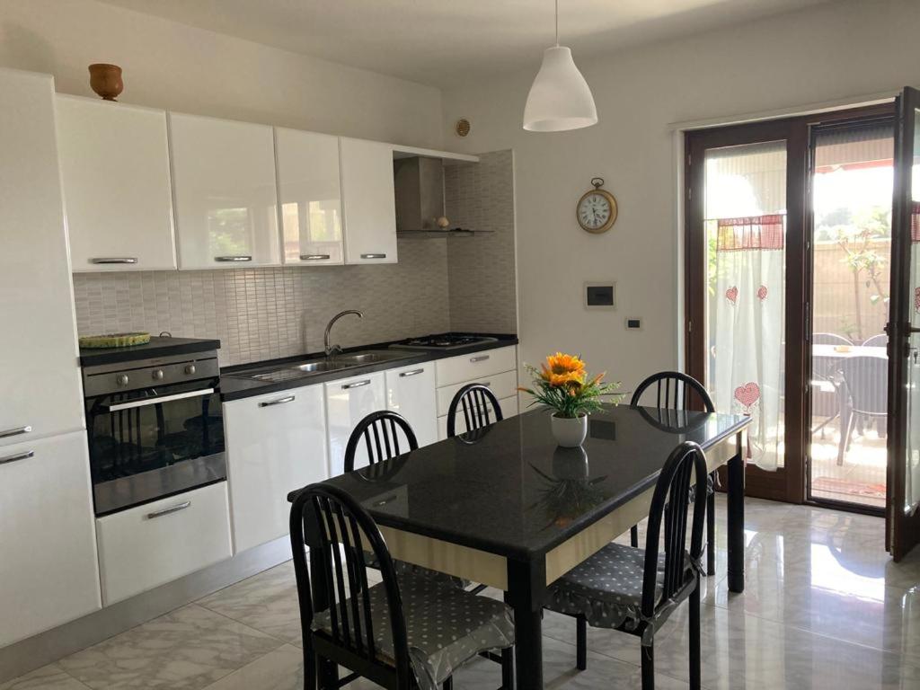 Two-Bedroom House - Photo 19