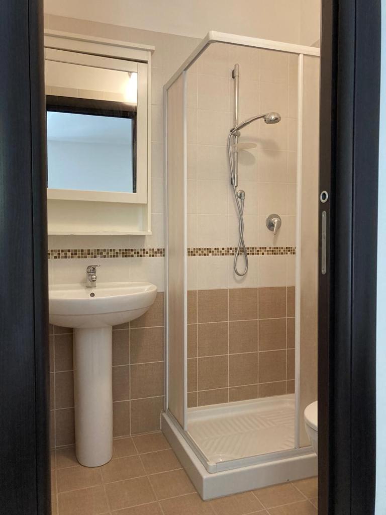Two-Bedroom House - Photo 14