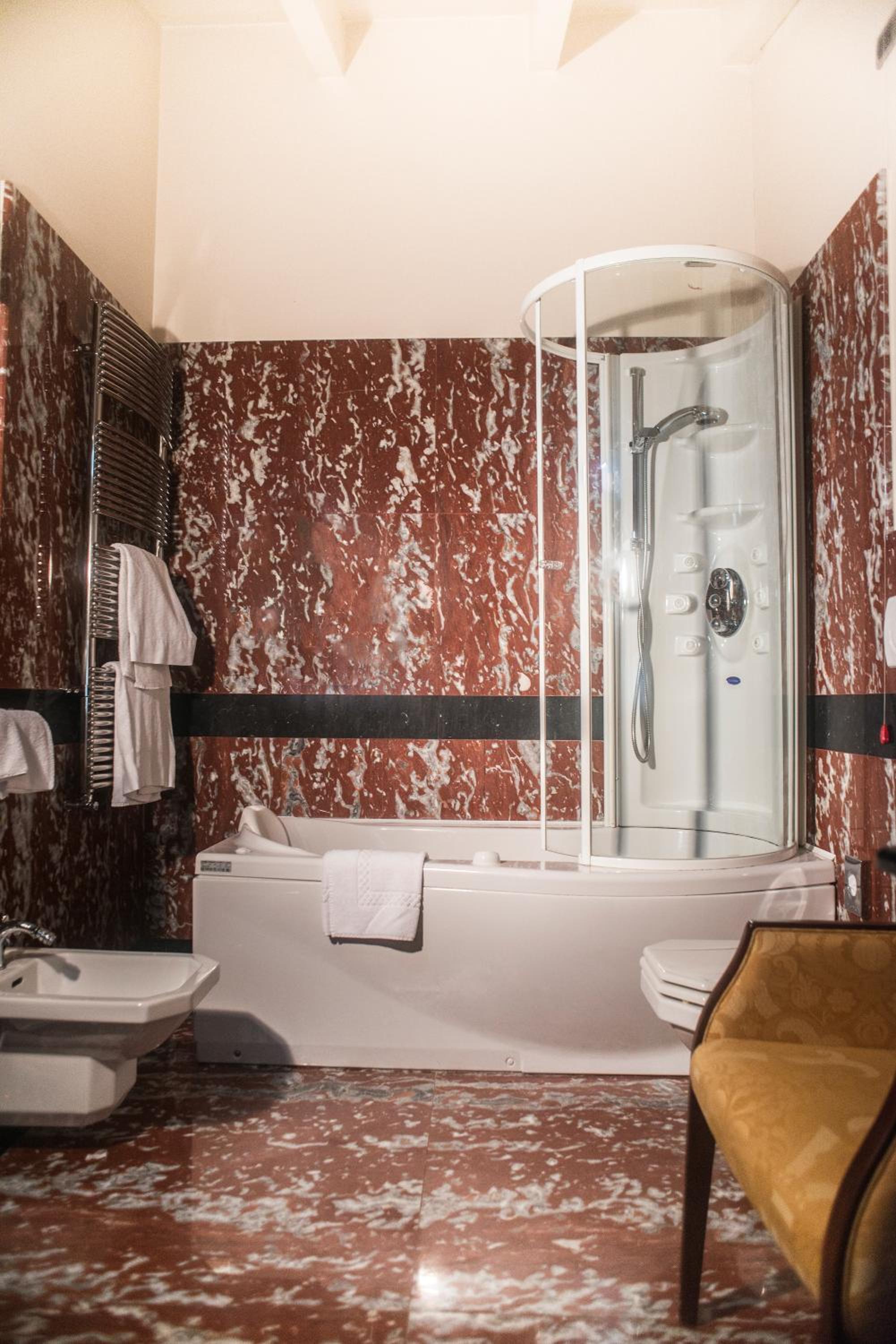 Junior Suite - Photo 3