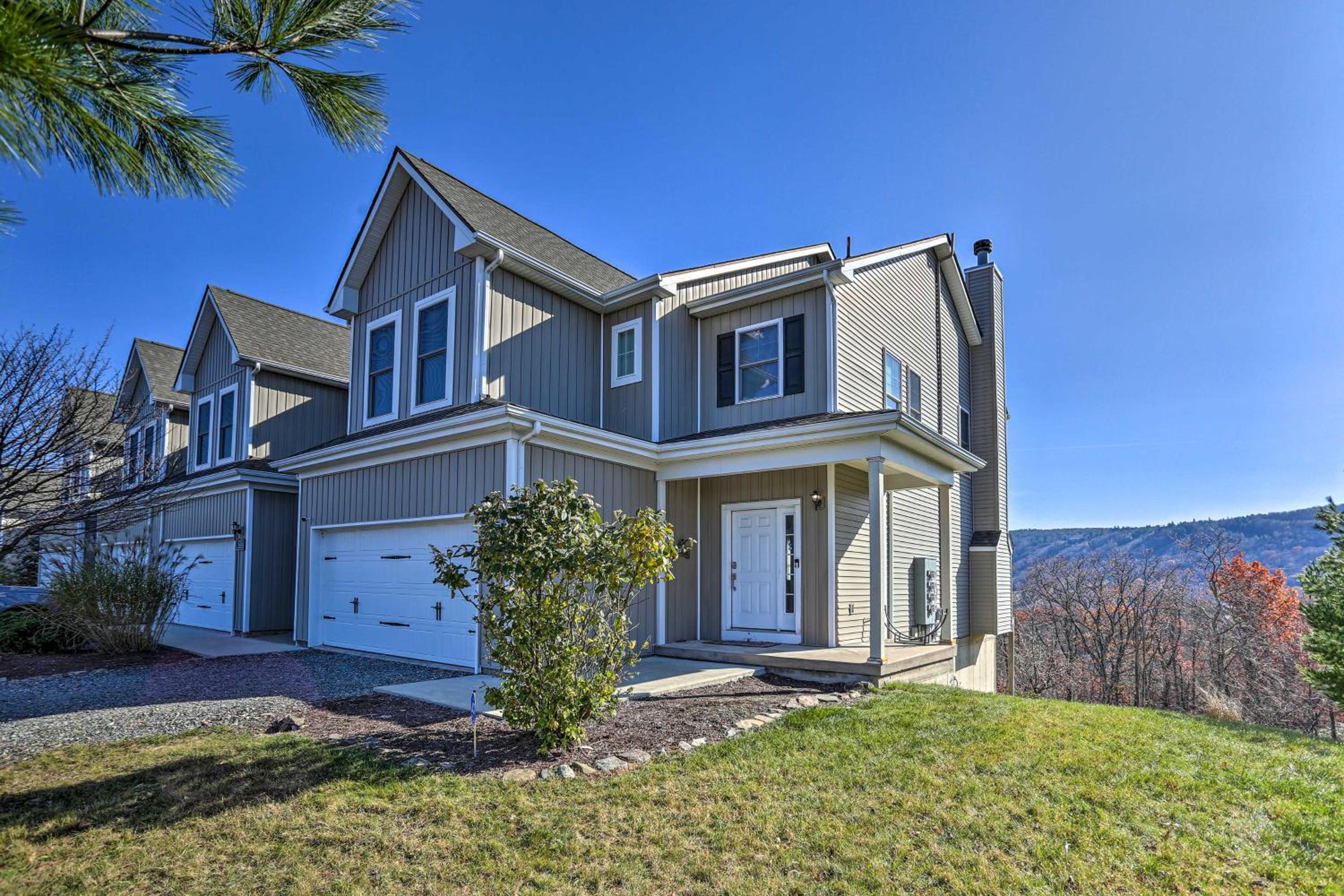 Four-Bedroom House photo 2