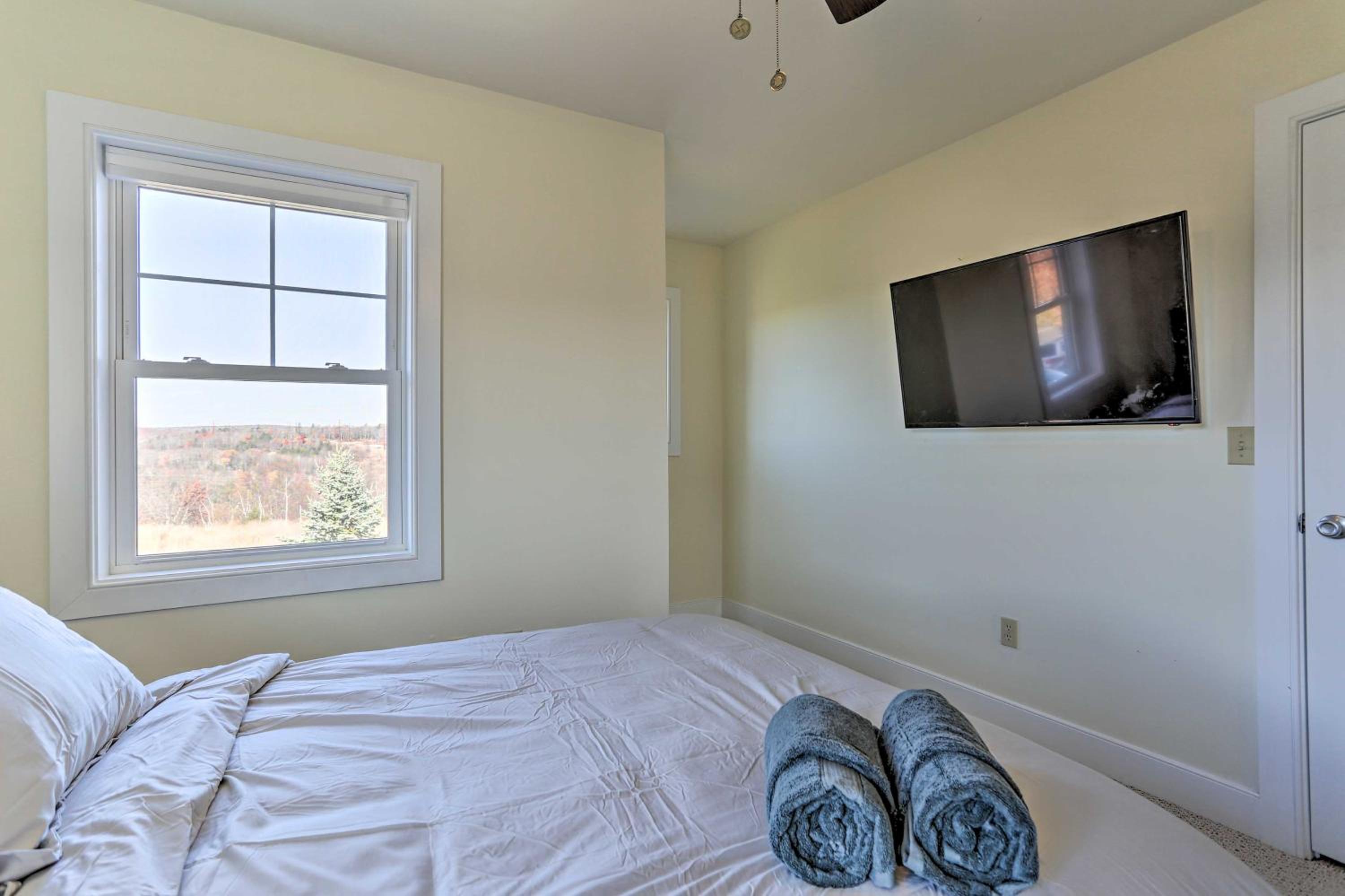 Four-Bedroom House photo 1