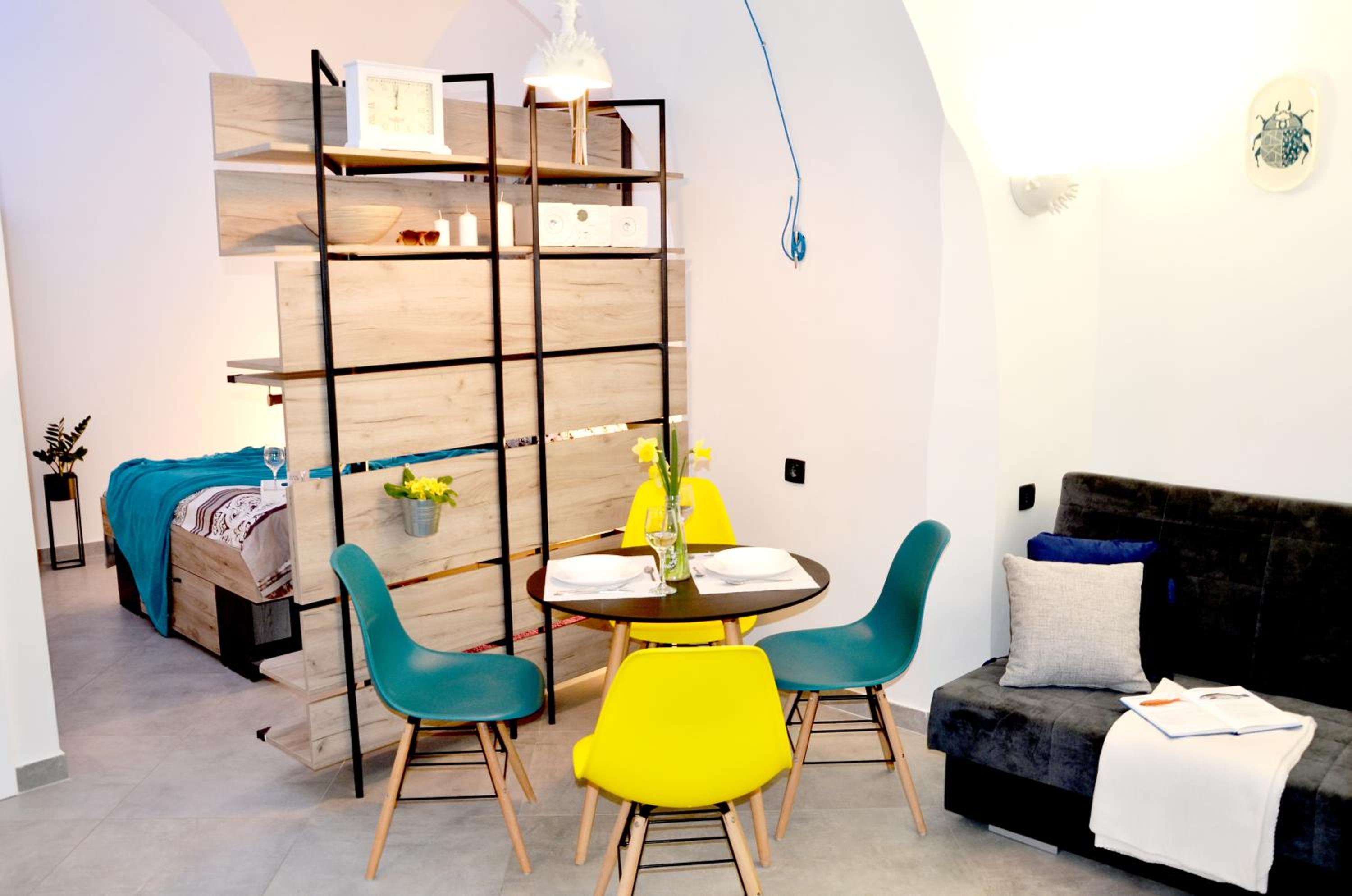 Studio Apartment