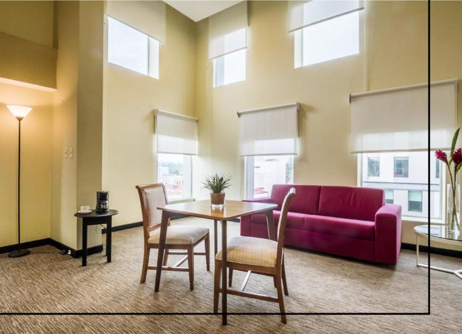 Deluxe Junior Suite - Photo 1
